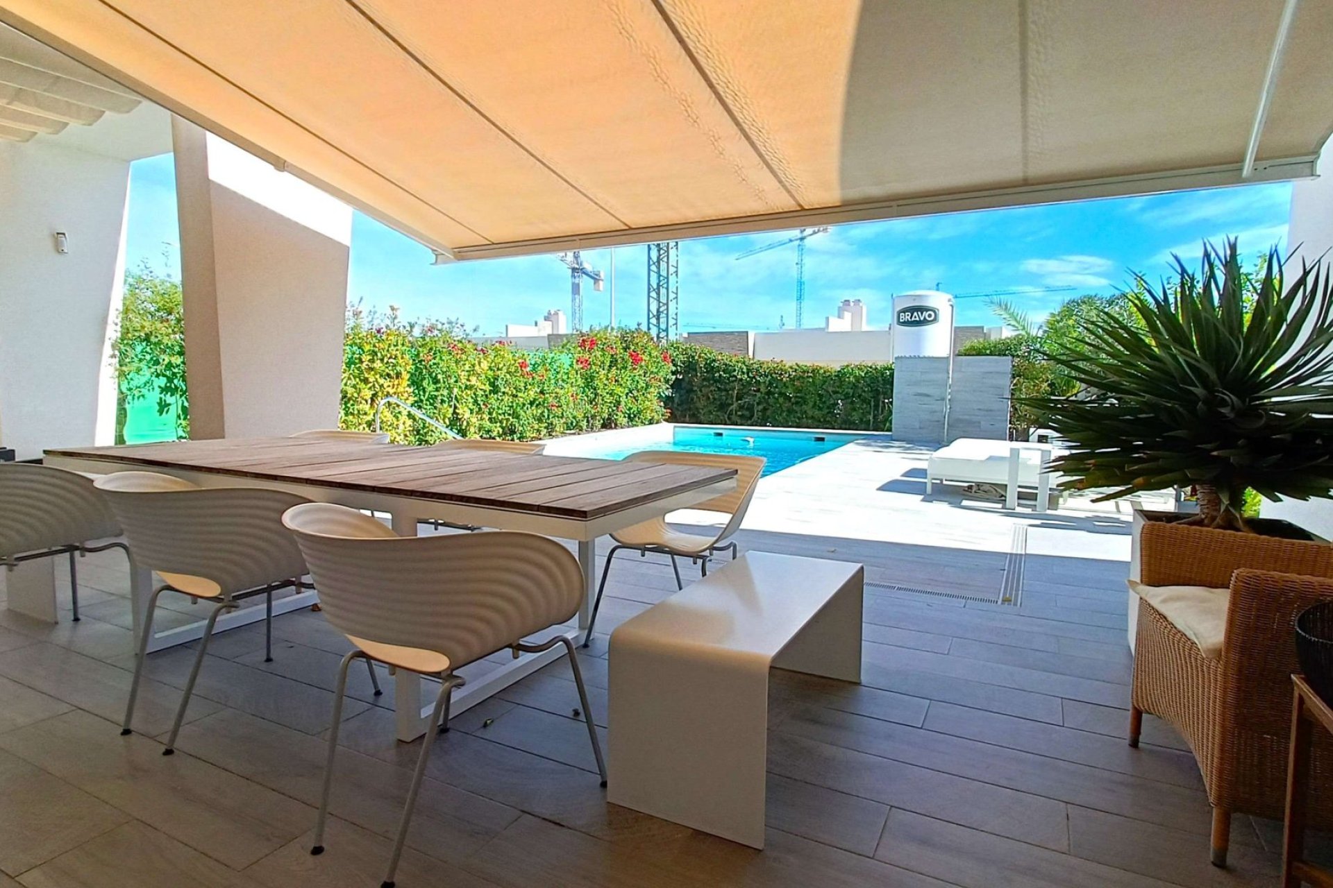 Resale - Villa -
Algorfa - La Finca Golf Resort