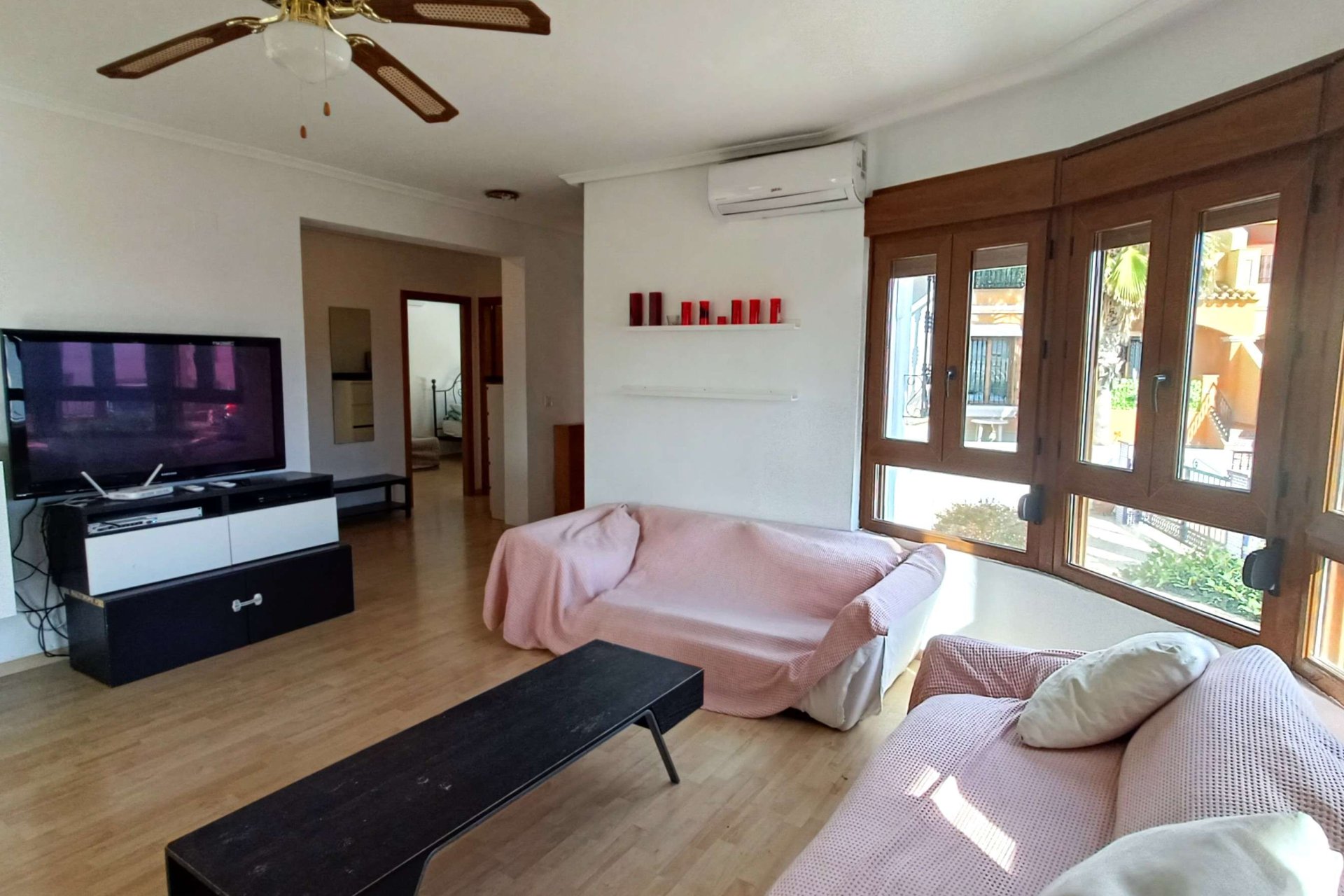 Resale - Villa -
Algorfa - La Finca Golf Resort