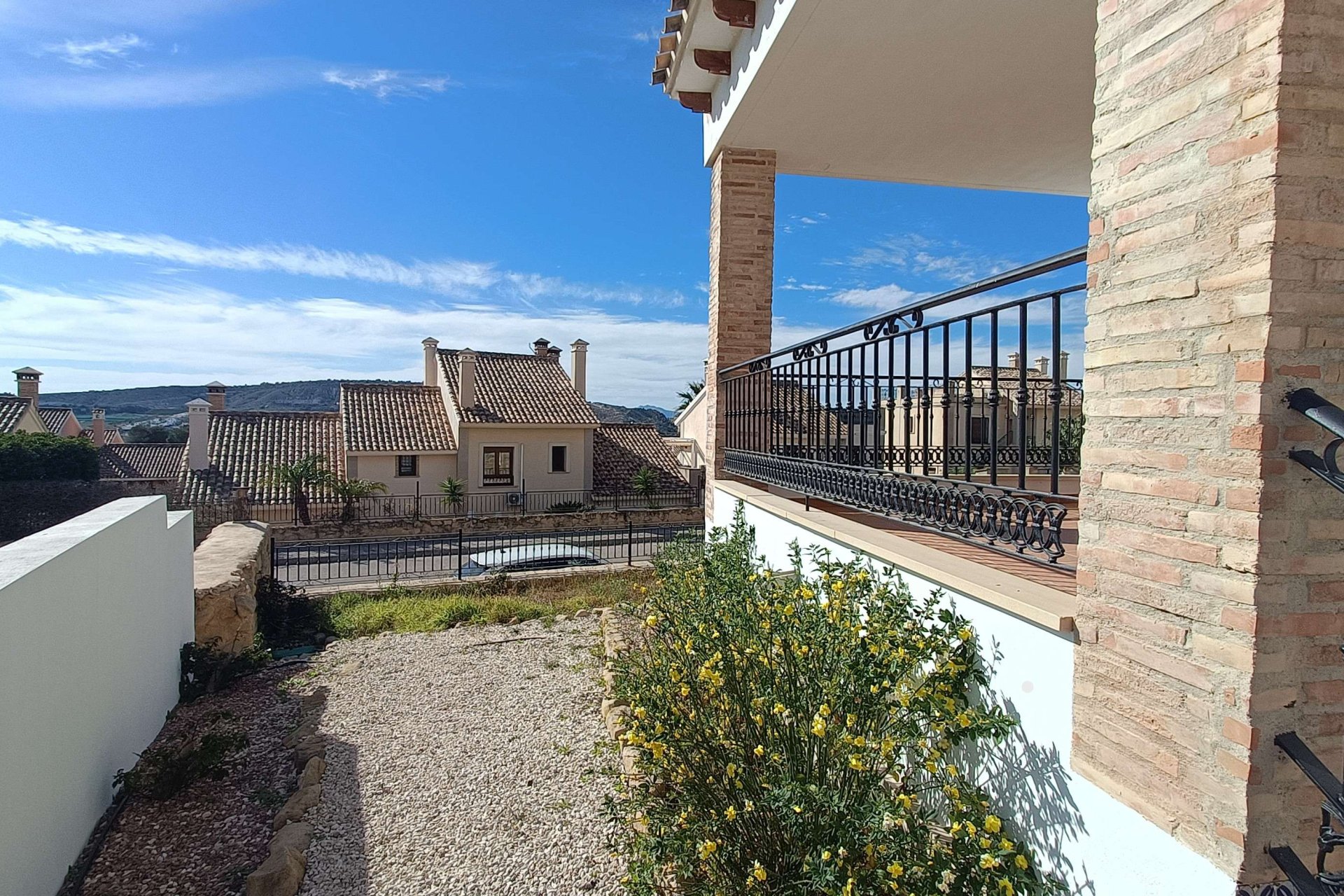 Resale - Villa -
Algorfa - La Finca Golf Resort