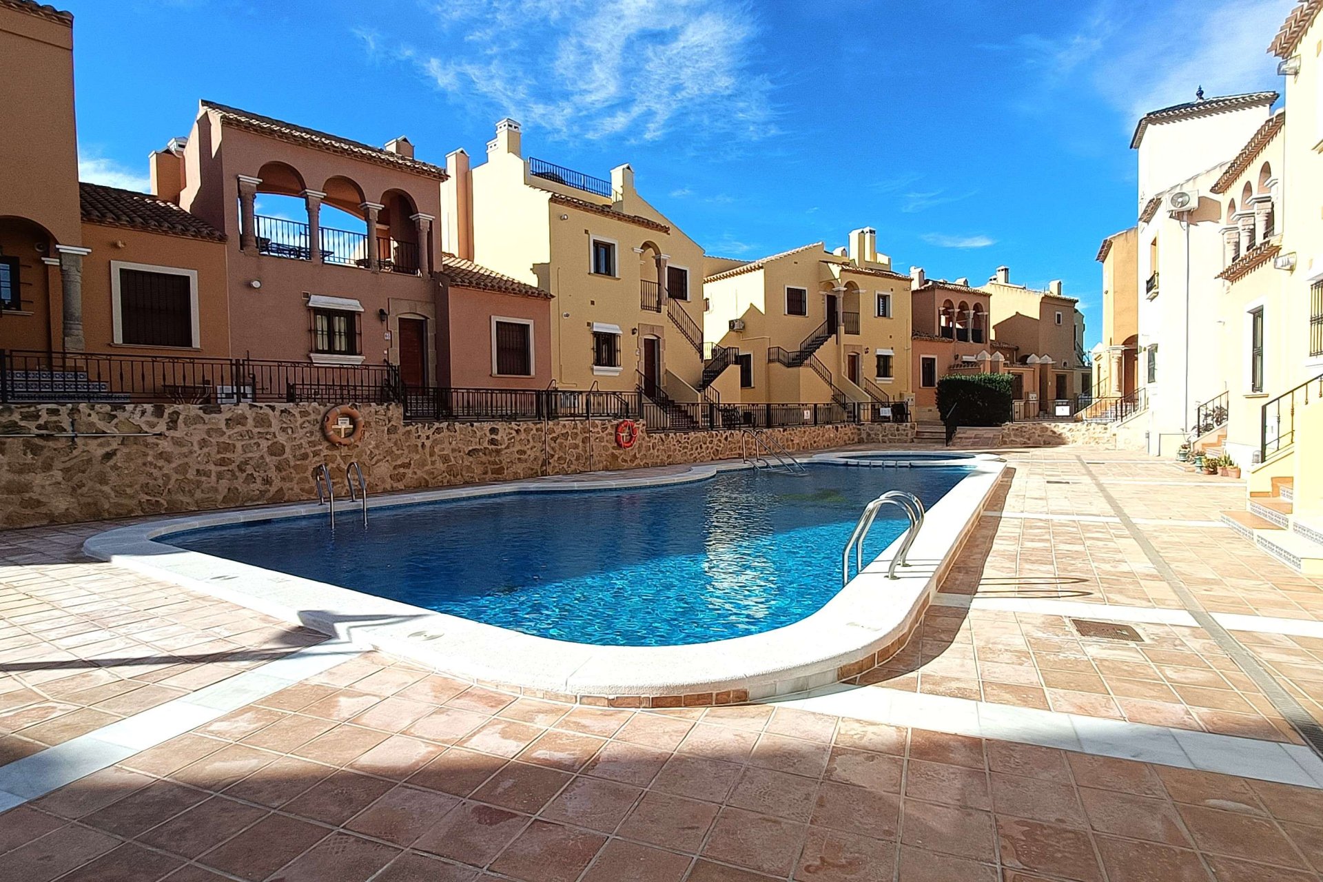Resale - Villa -
Algorfa - La Finca Golf Resort