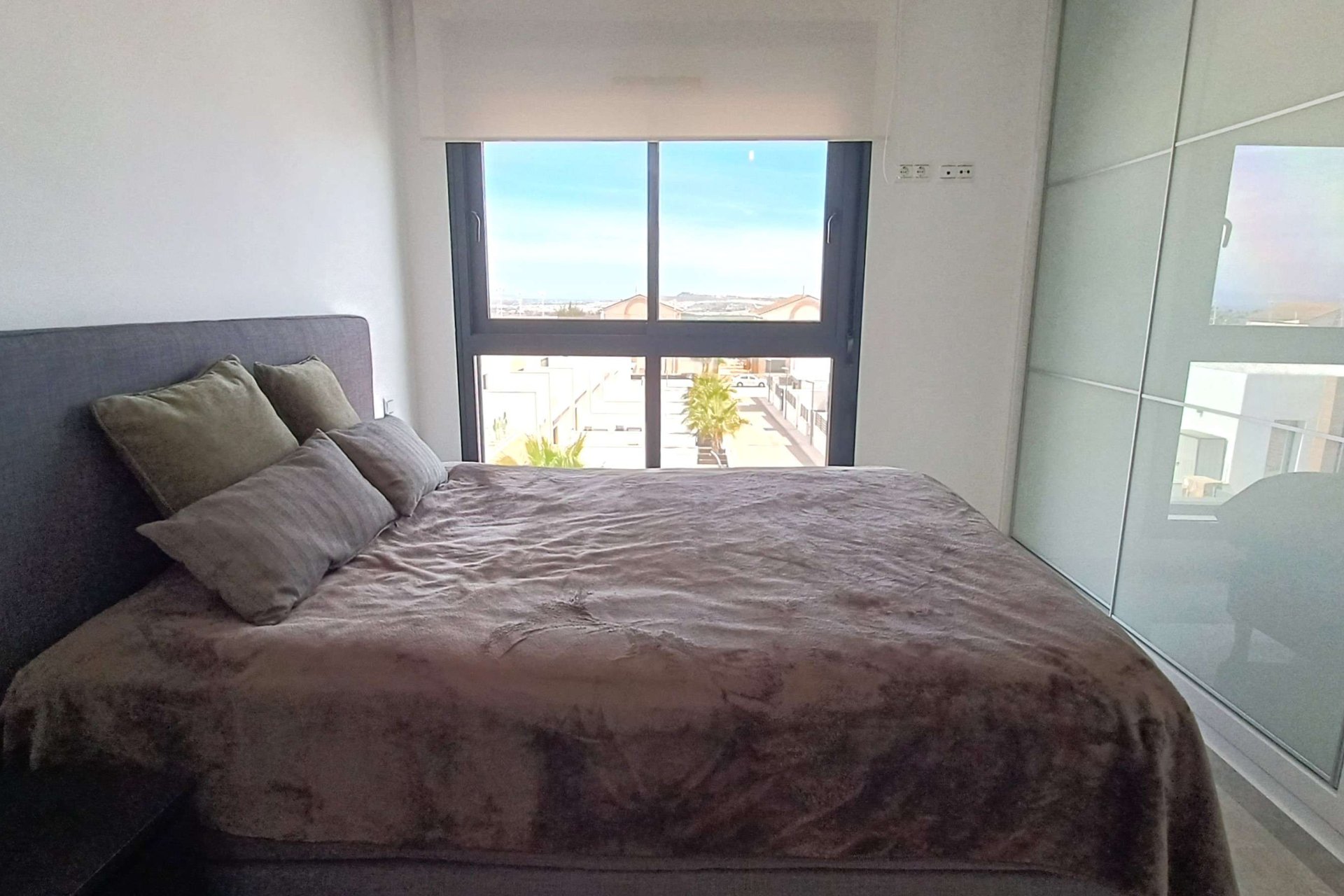 Resale - Villa -
Algorfa - La Finca Golf Resort