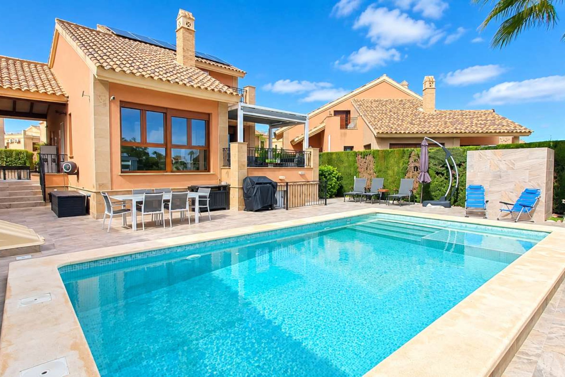 Resale - Villa -
Algorfa - La Finca Golf Resort