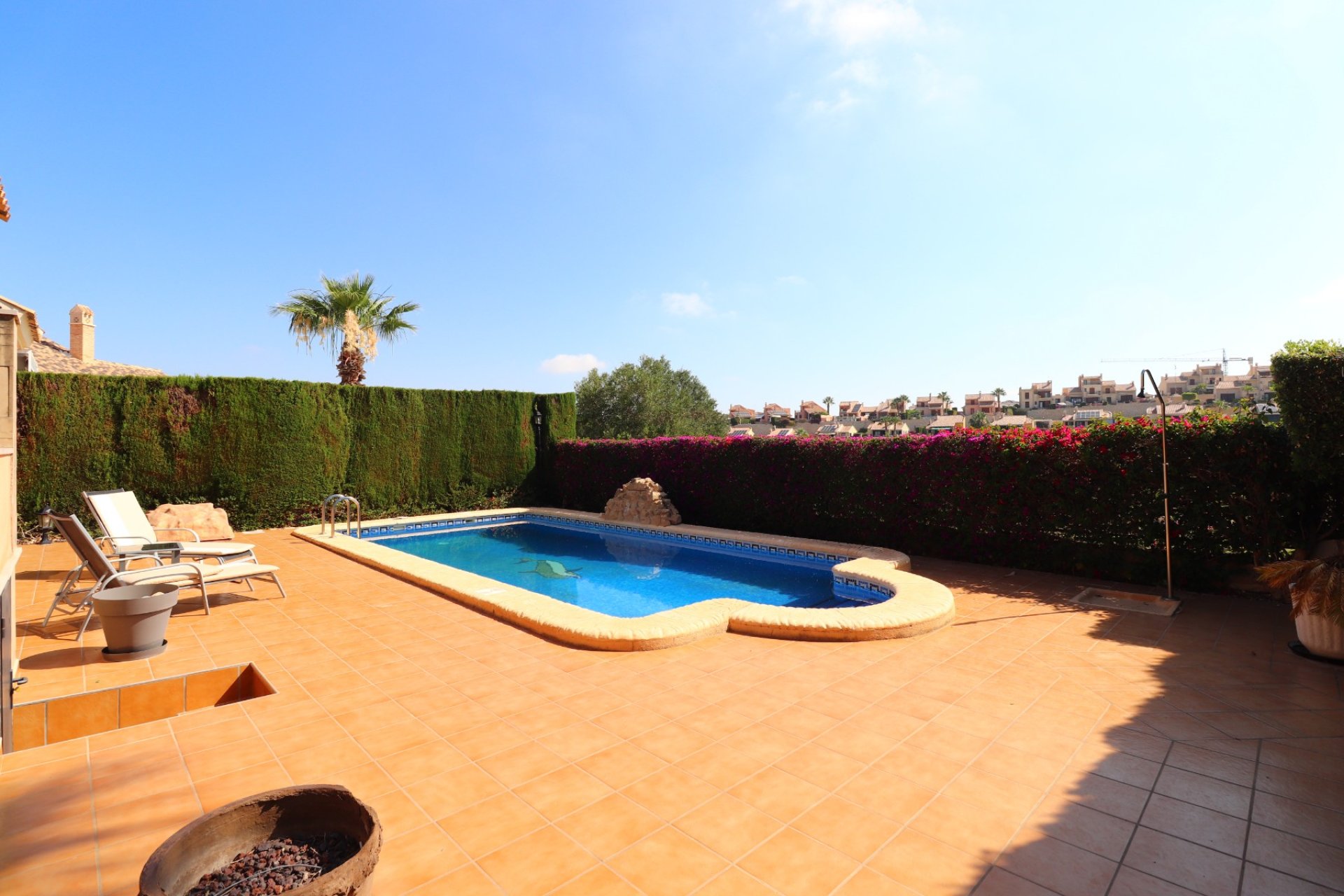 Resale - Villa -
Algorfa - La Finca Golf Resort