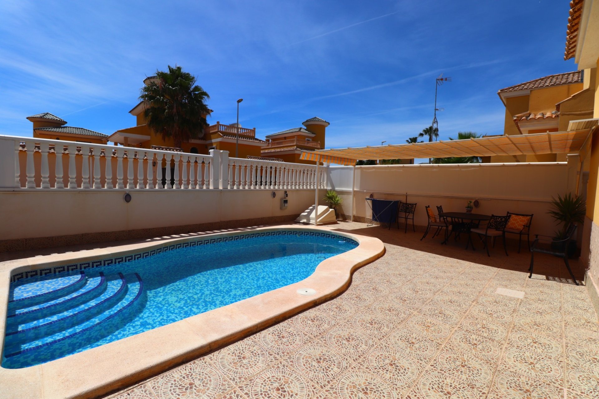 Resale - Villa -
Algorfa - Lo Crispin