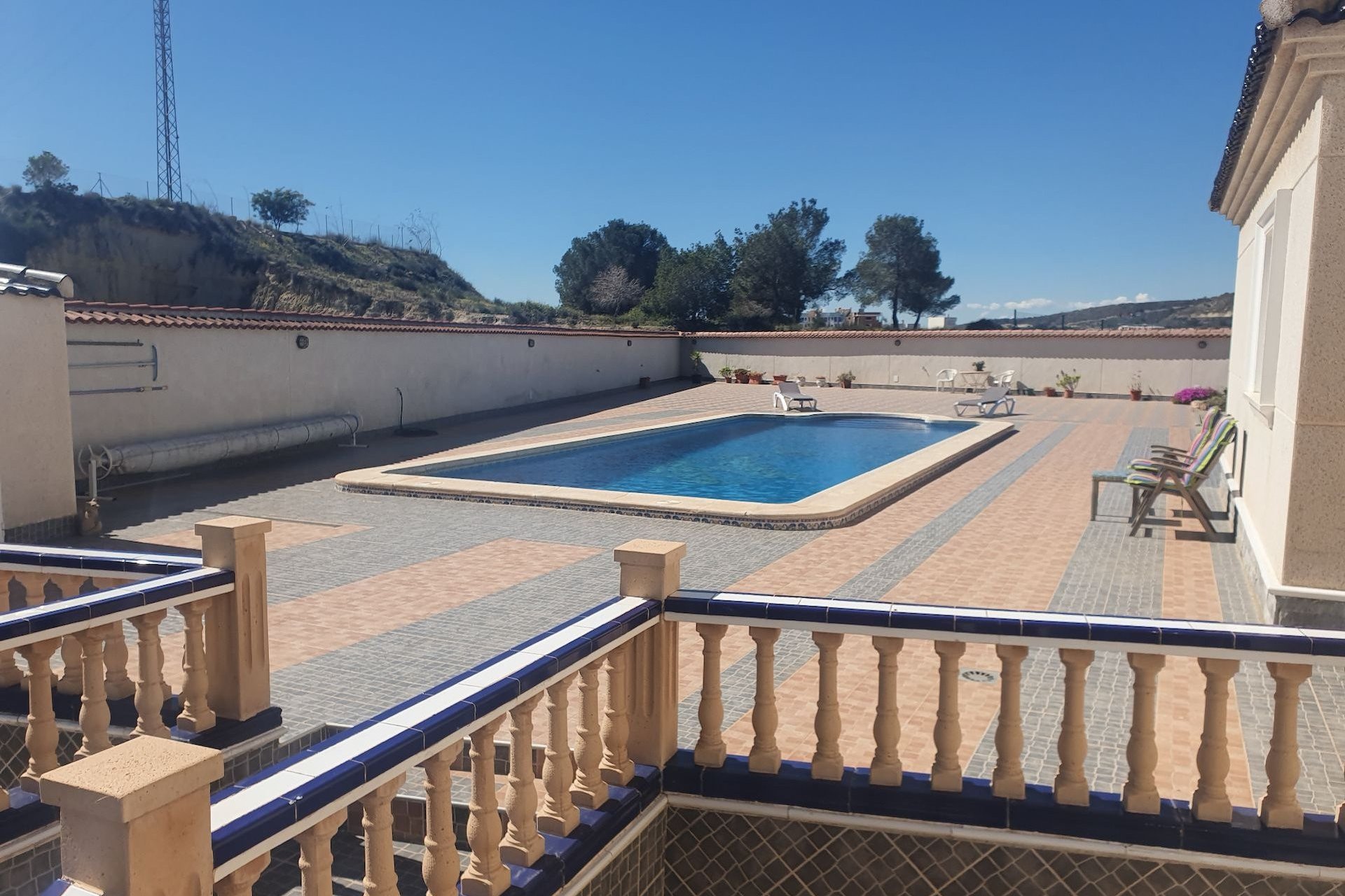Resale - Villa -
Algorfa - Lomas de La Juliana