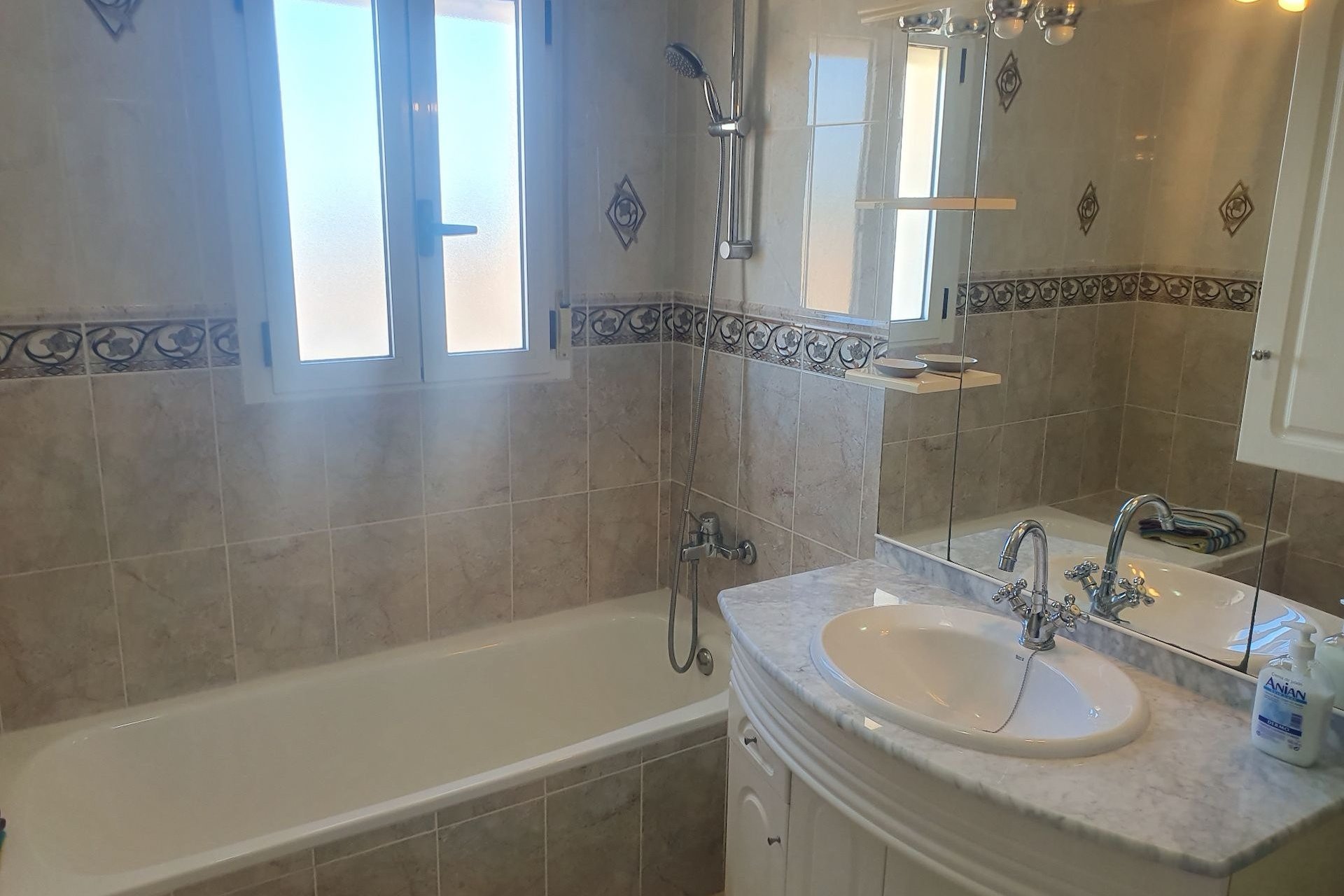 Resale - Villa -
Algorfa - Lomas de La Juliana