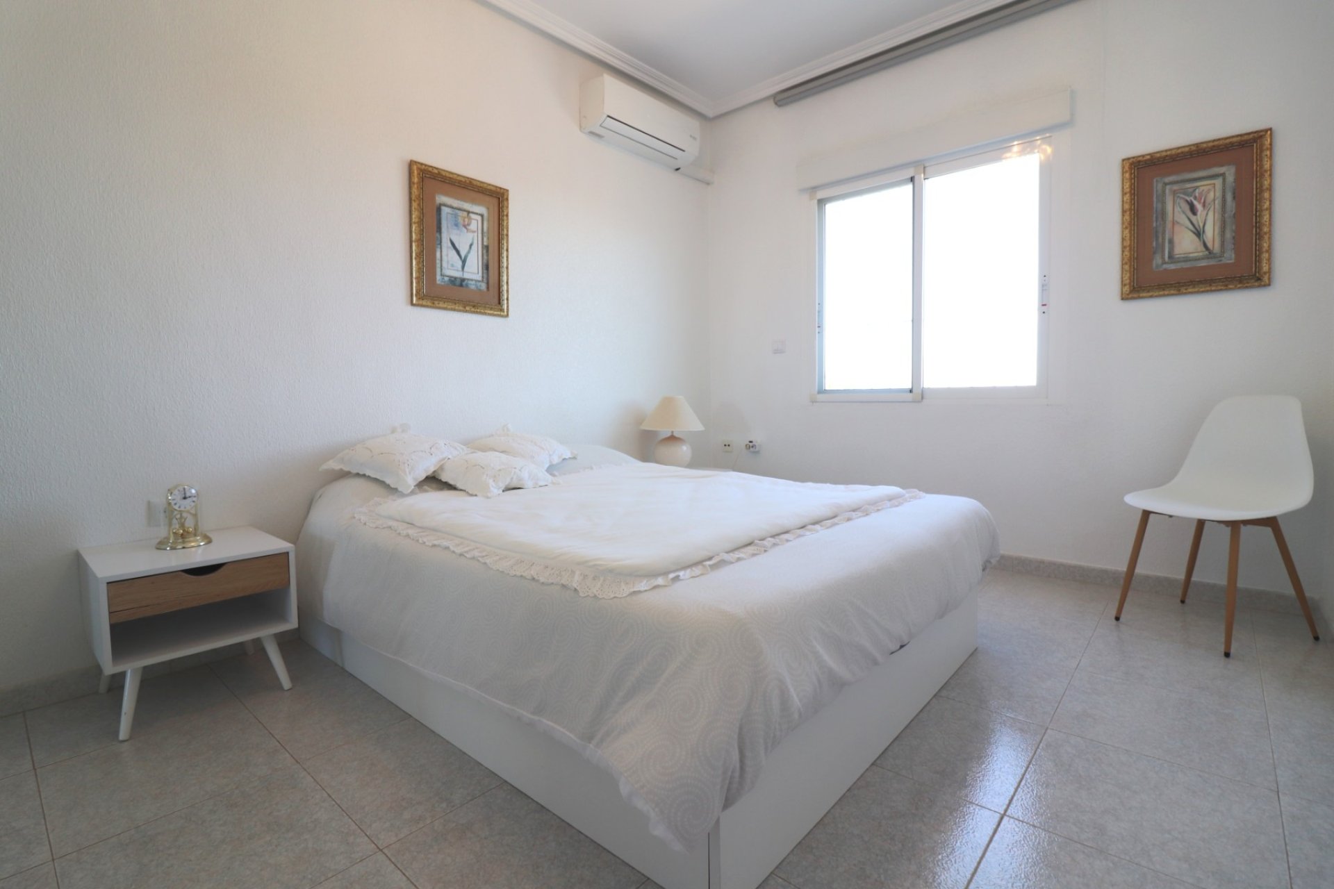 Resale - Villa -
Algorfa - Lomas de La Juliana