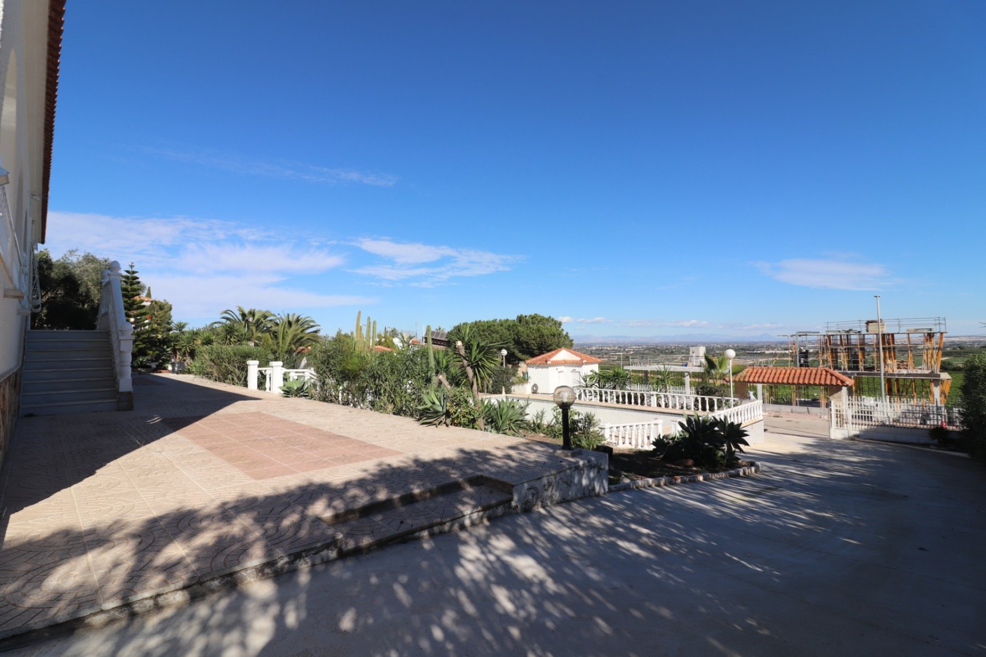 Resale - Villa -
Algorfa - Lomas de La Juliana