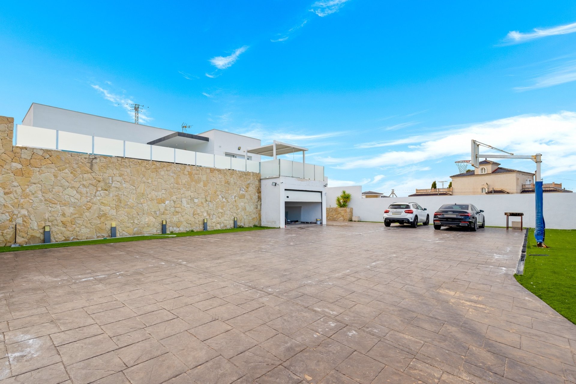 Resale - Villa -
Algorfa - Lomas de La Juliana
