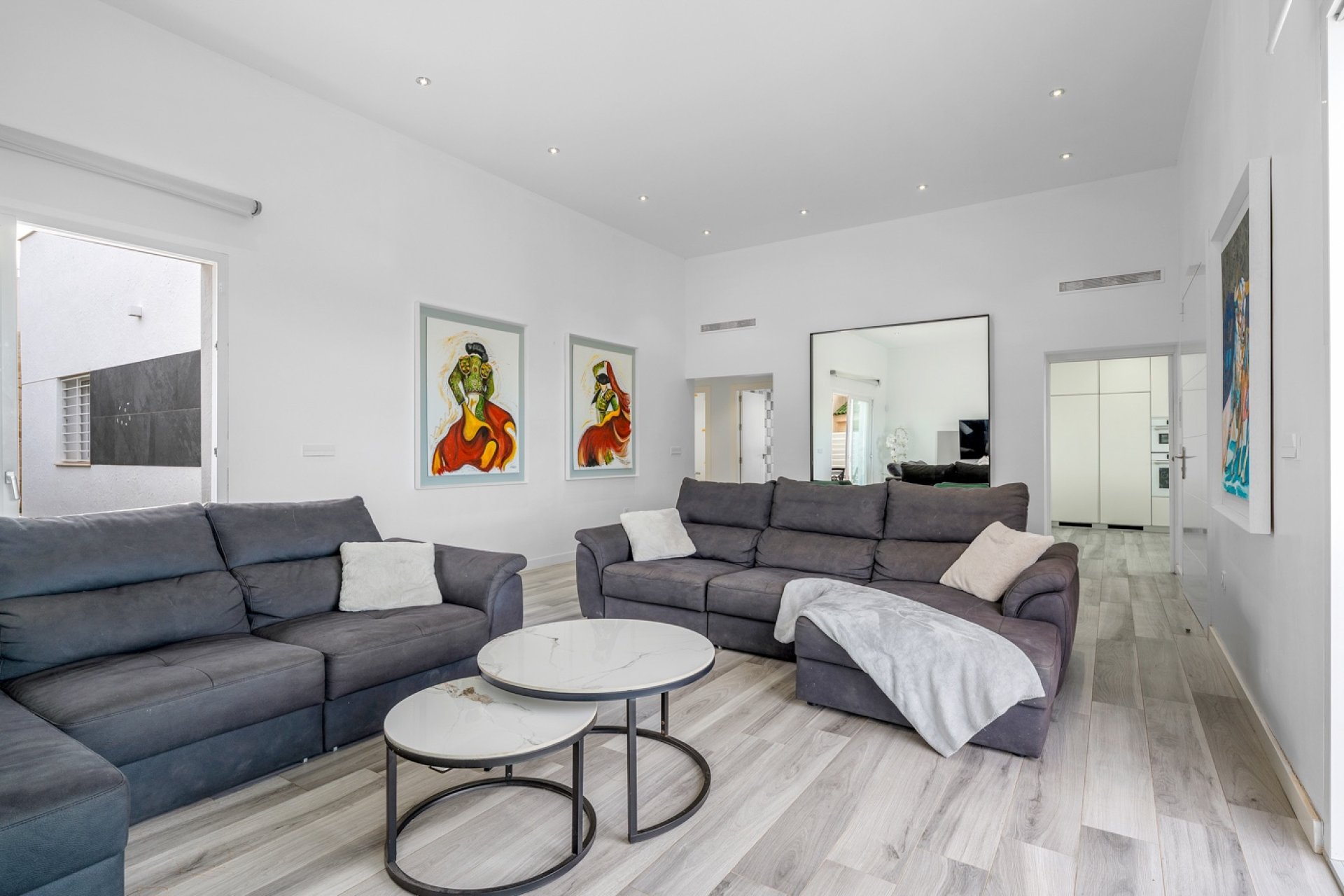 Resale - Villa -
Algorfa - Lomas de La Juliana