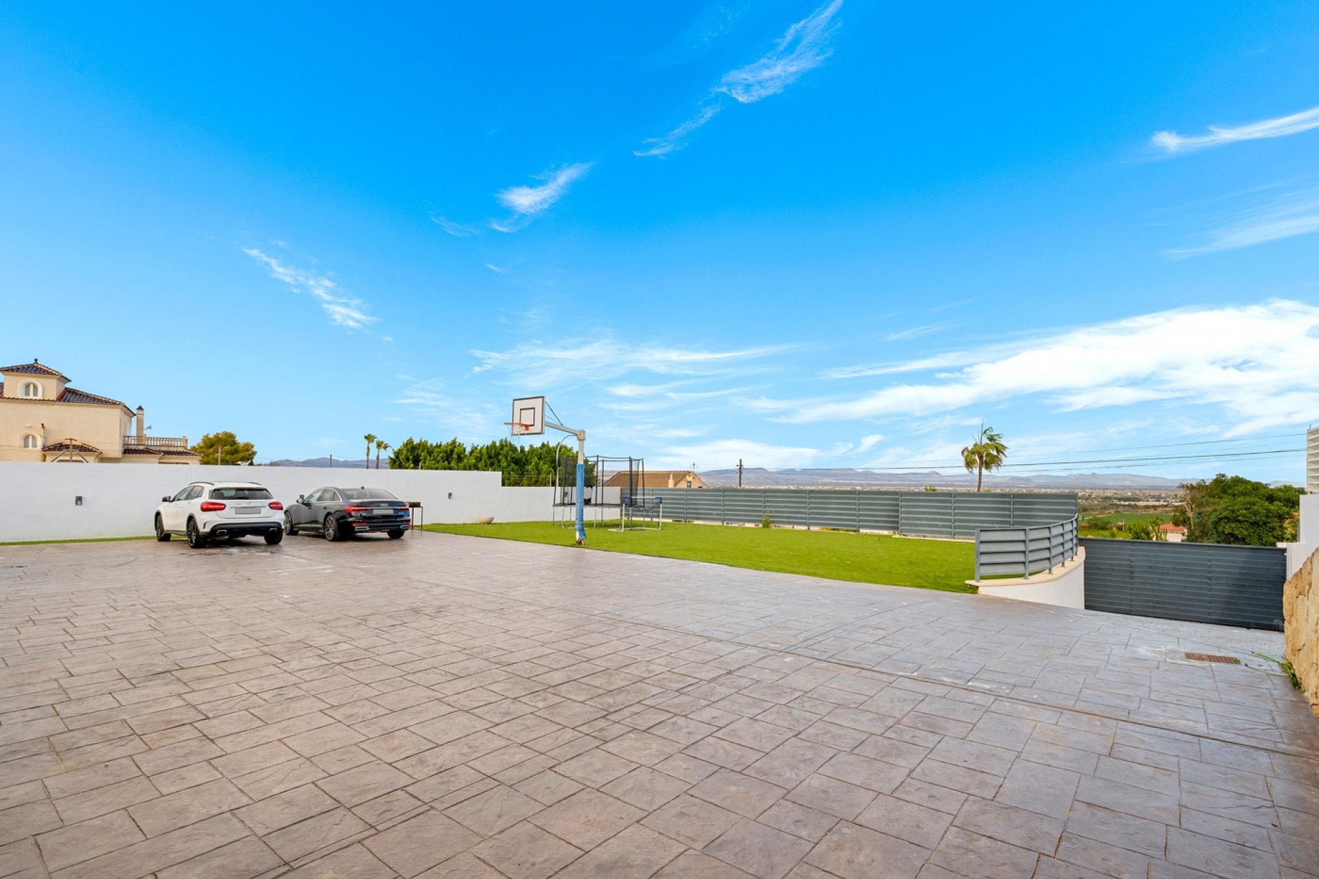 Resale - Villa -
Algorfa - Lomas de La Juliana