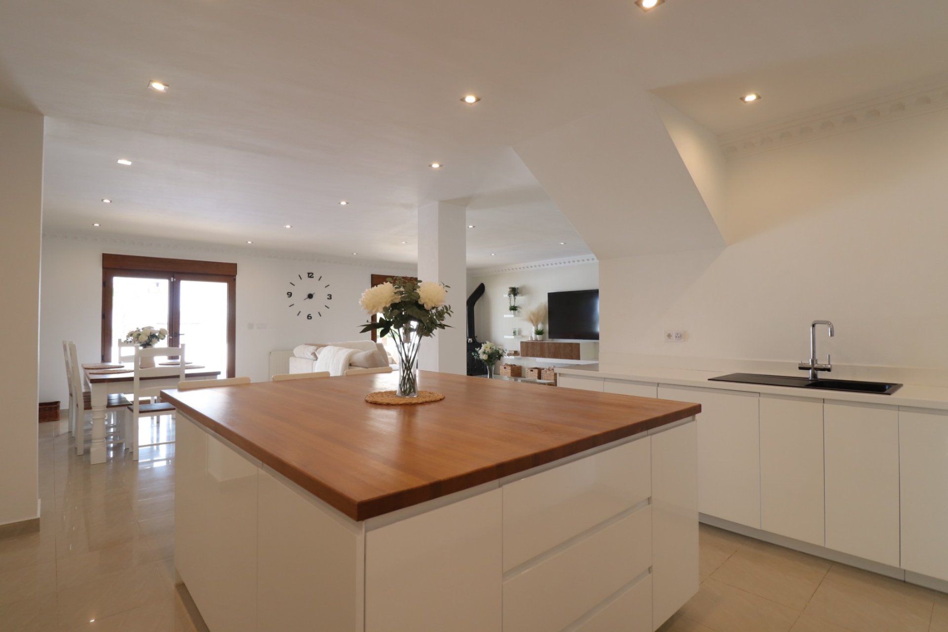 Resale - Villa -
Algorfa - Lomas de La Juliana
