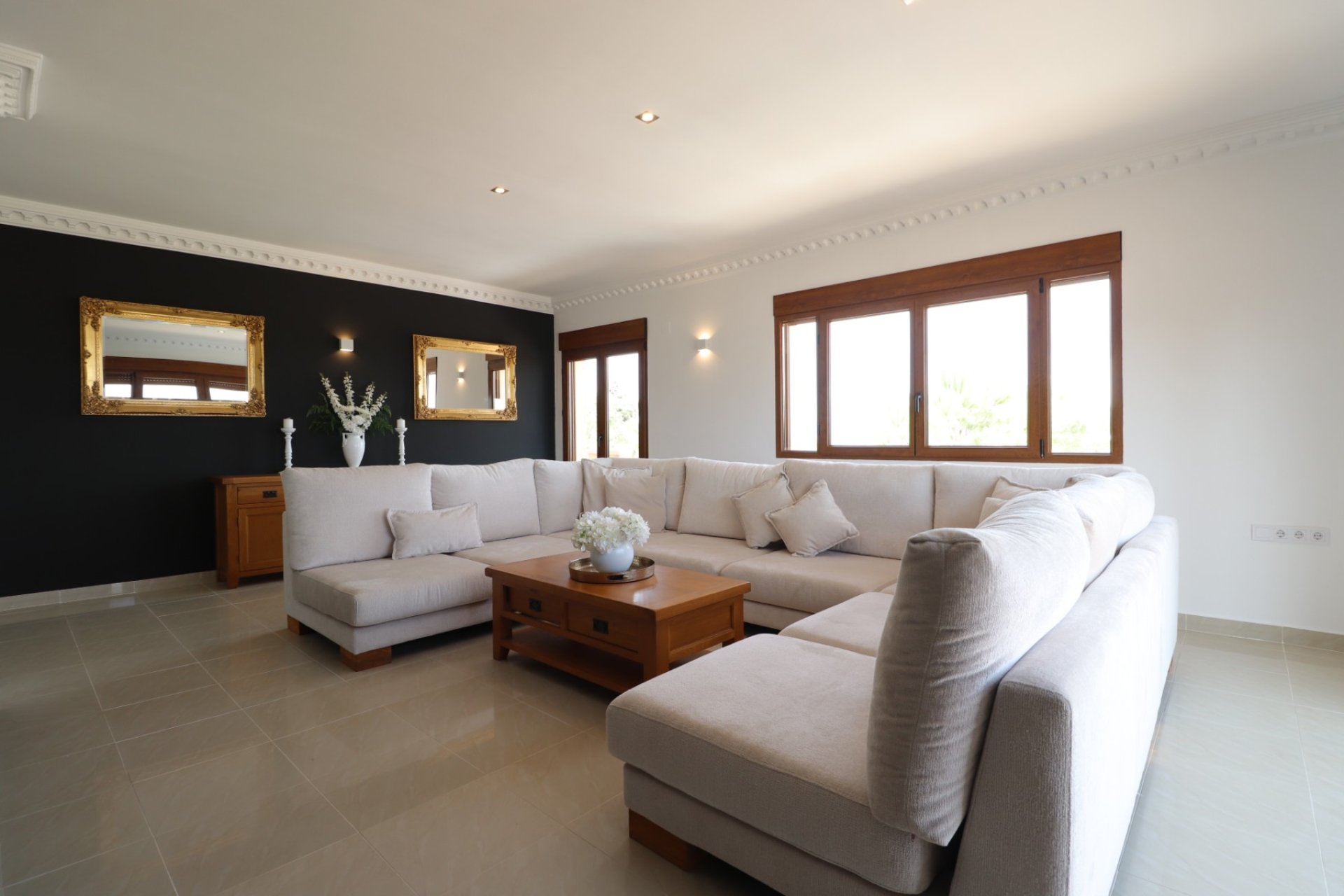 Resale - Villa -
Algorfa - Lomas de La Juliana