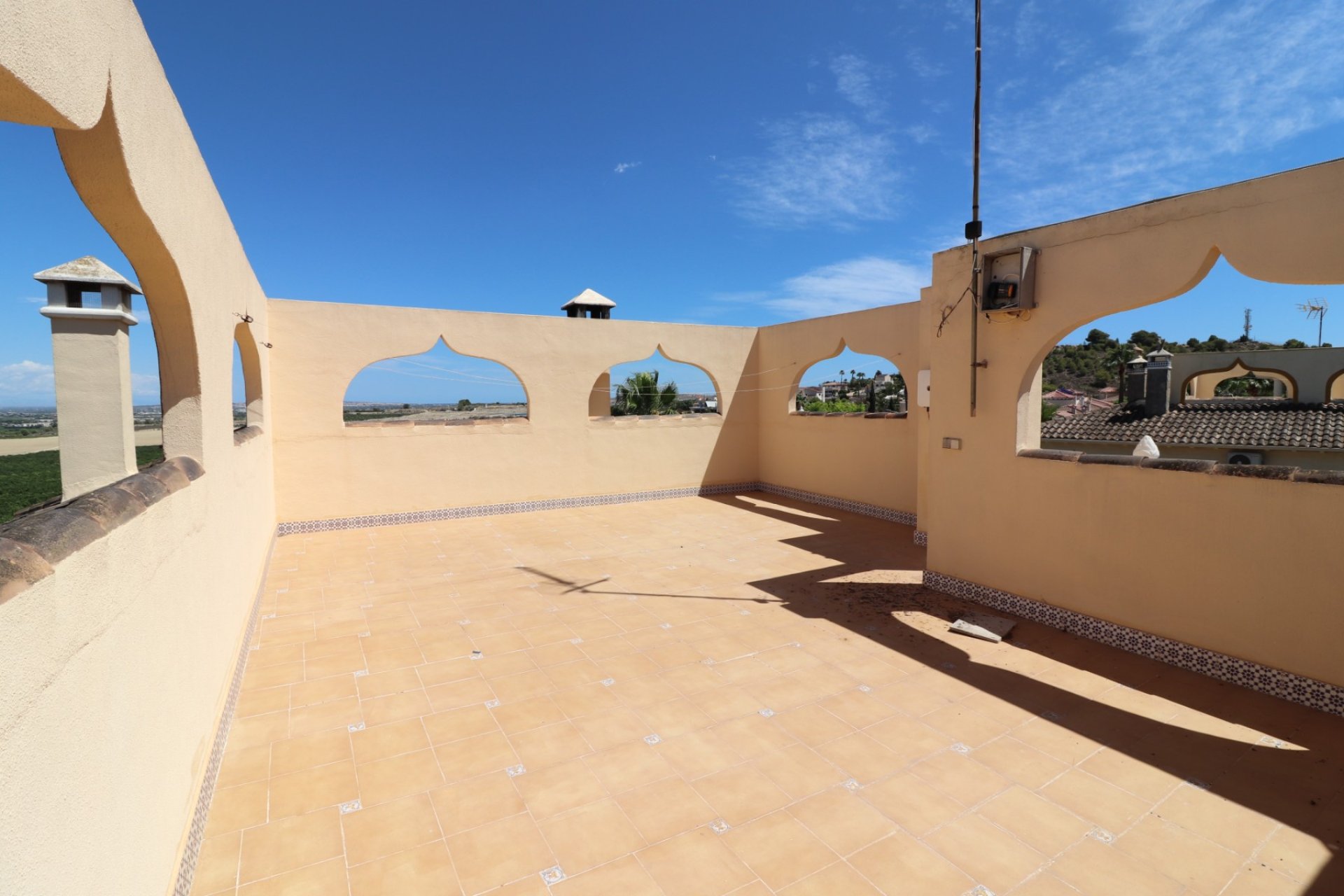 Resale - Villa -
Algorfa - Lomas de La Juliana