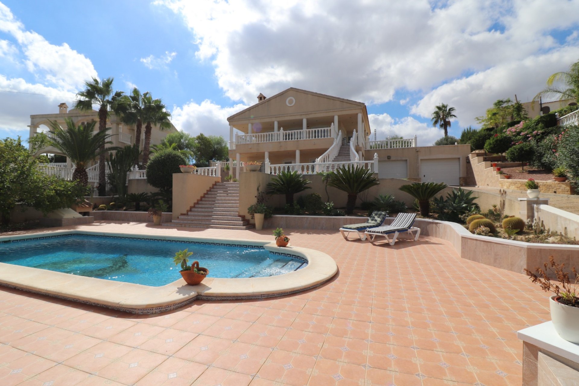 Resale - Villa -
Algorfa - Lomas de La Juliana