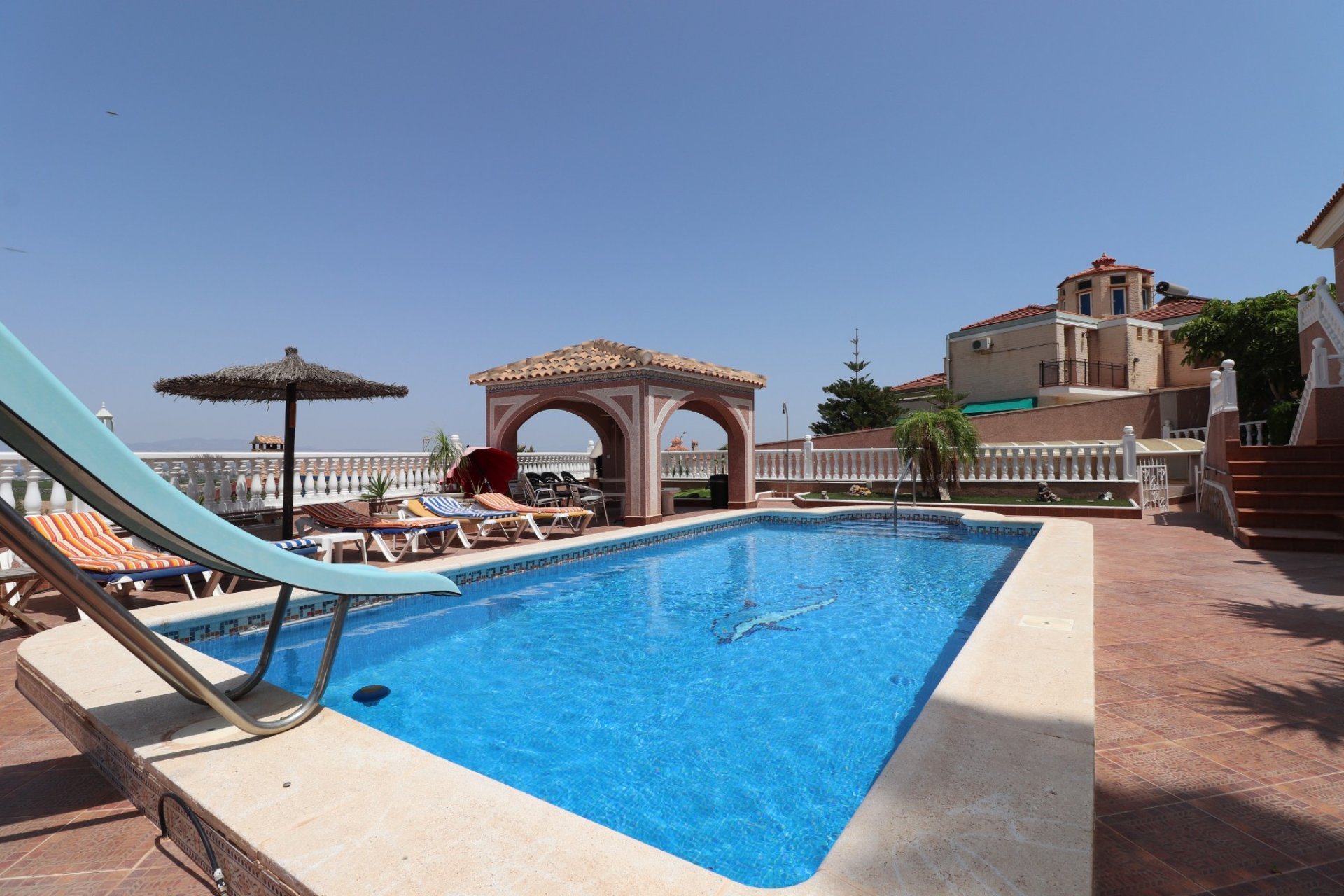 Resale - Villa -
Algorfa - Lomas de La Juliana