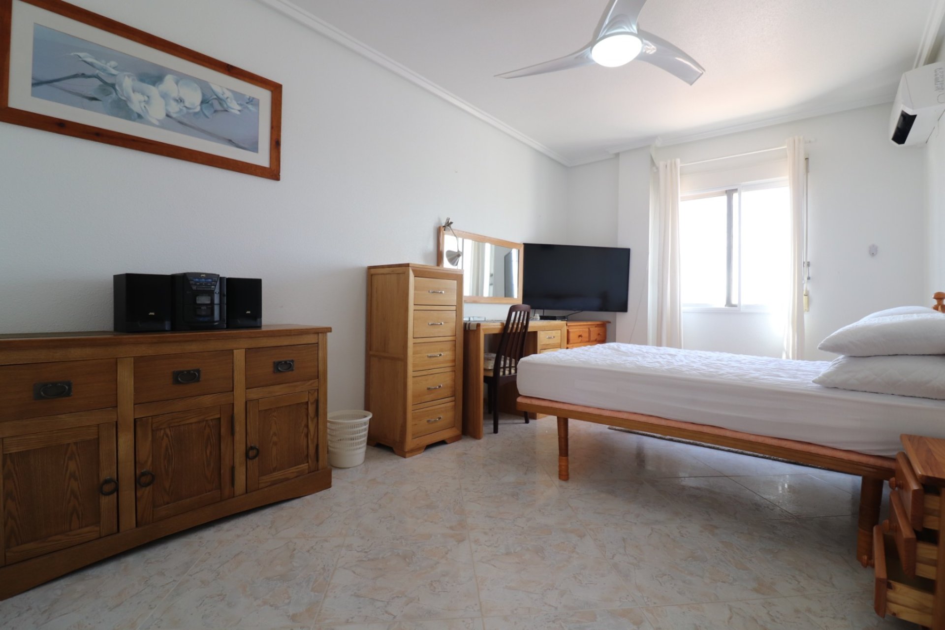 Resale - Villa -
Algorfa - Lomas de La Juliana