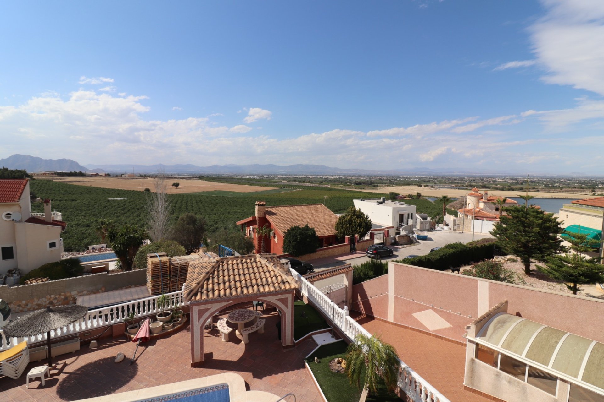 Resale - Villa -
Algorfa - Lomas de La Juliana