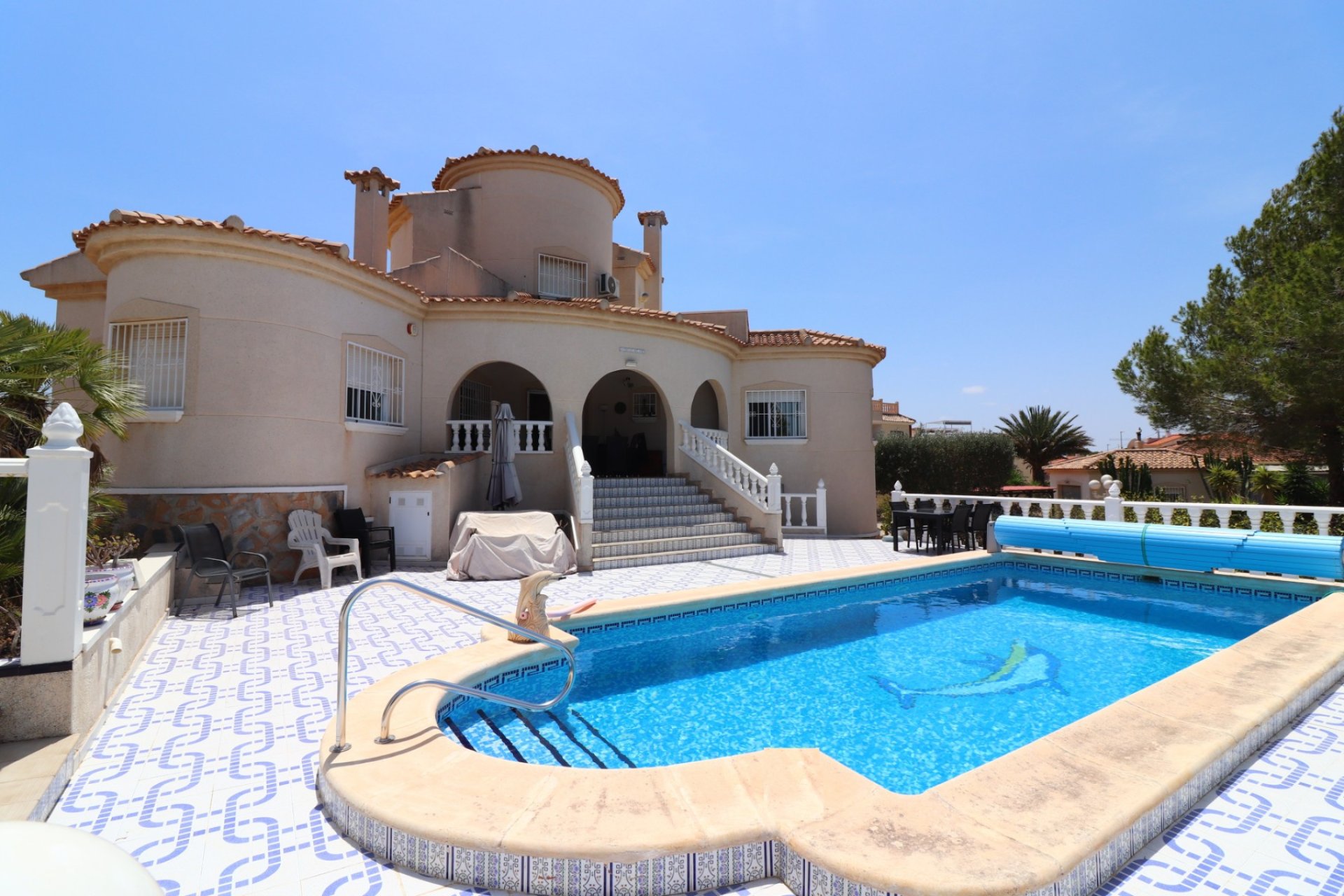 Resale - Villa -
Algorfa - Lomas de La Juliana