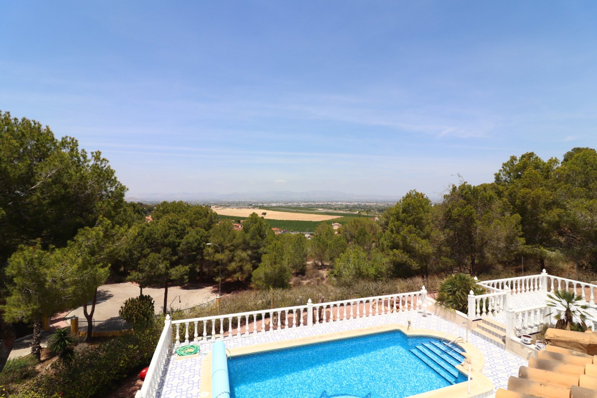 Resale - Villa -
Algorfa - Lomas de La Juliana