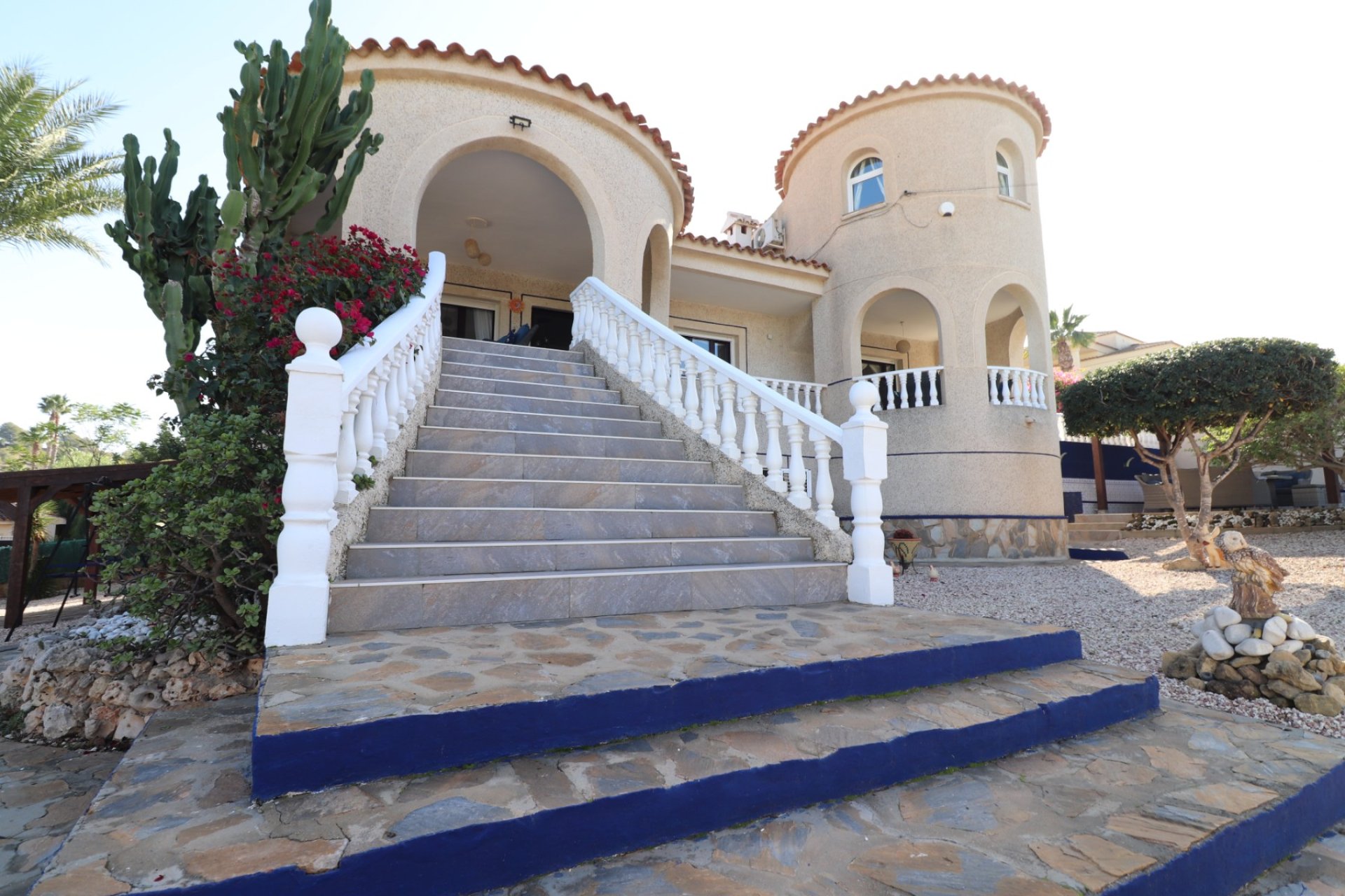 Resale - Villa -
Algorfa - Lomas de La Juliana