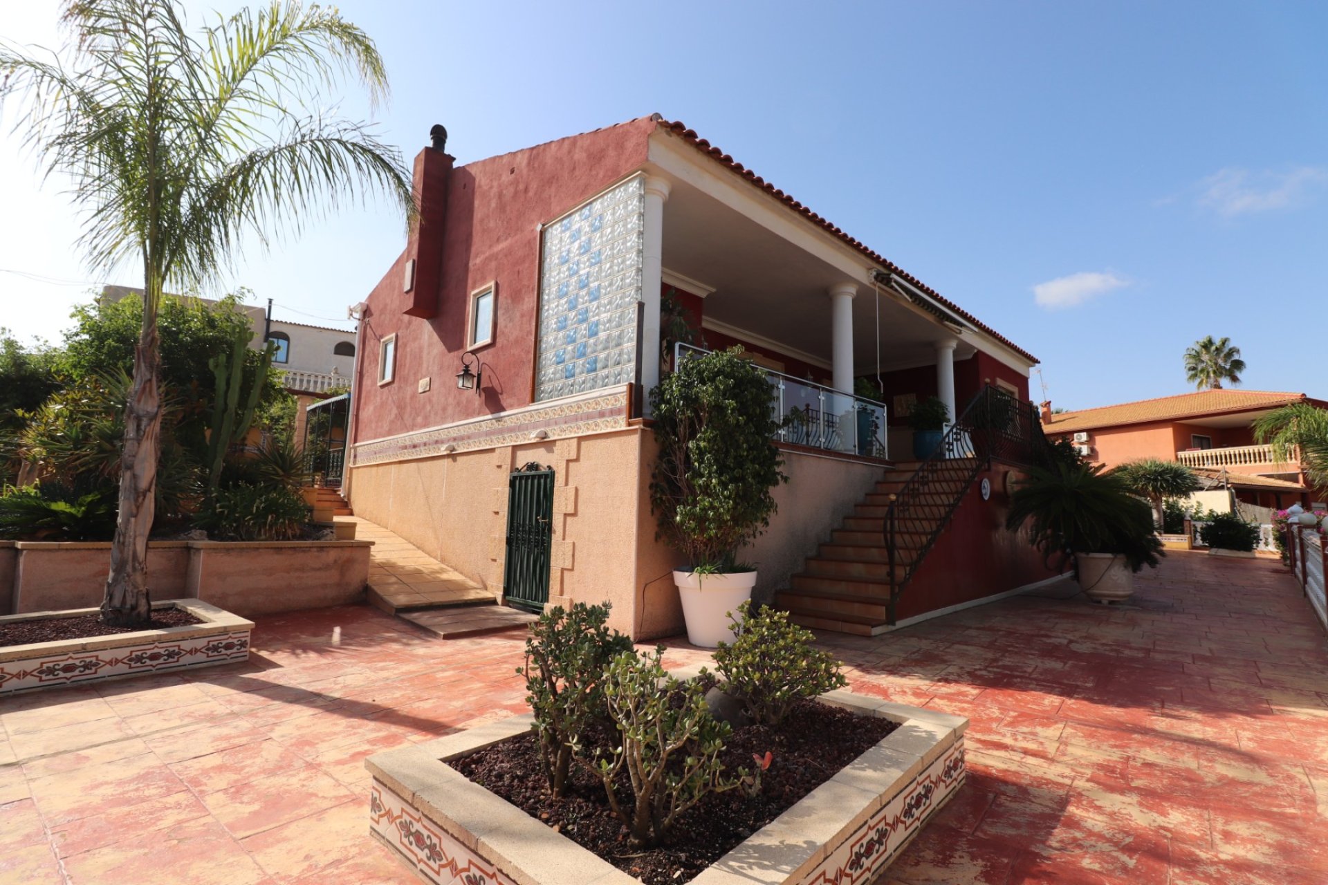 Resale - Villa -
Algorfa - Lomas de La Juliana