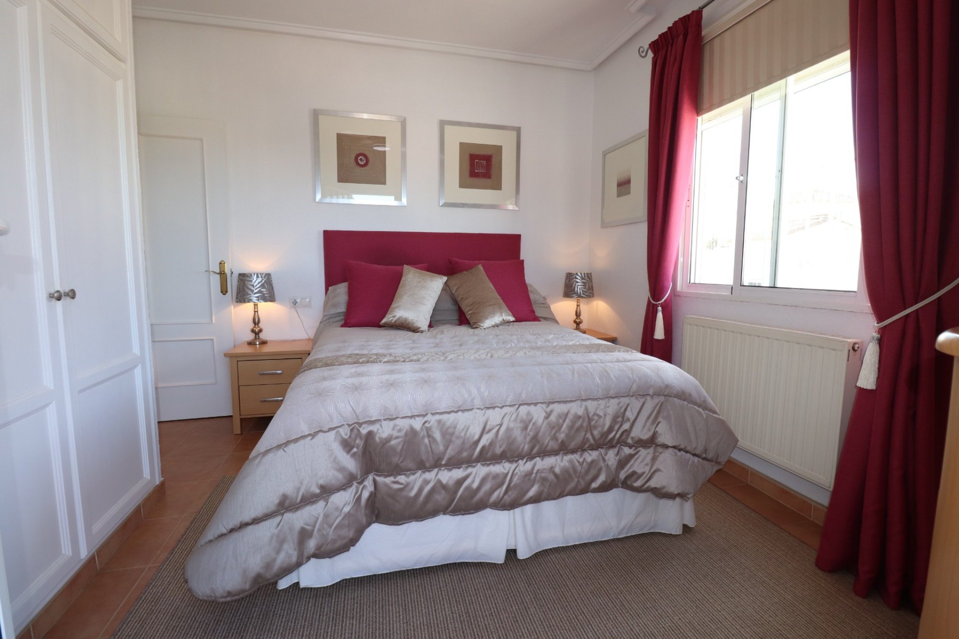 Resale - Villa -
Algorfa - Montebello