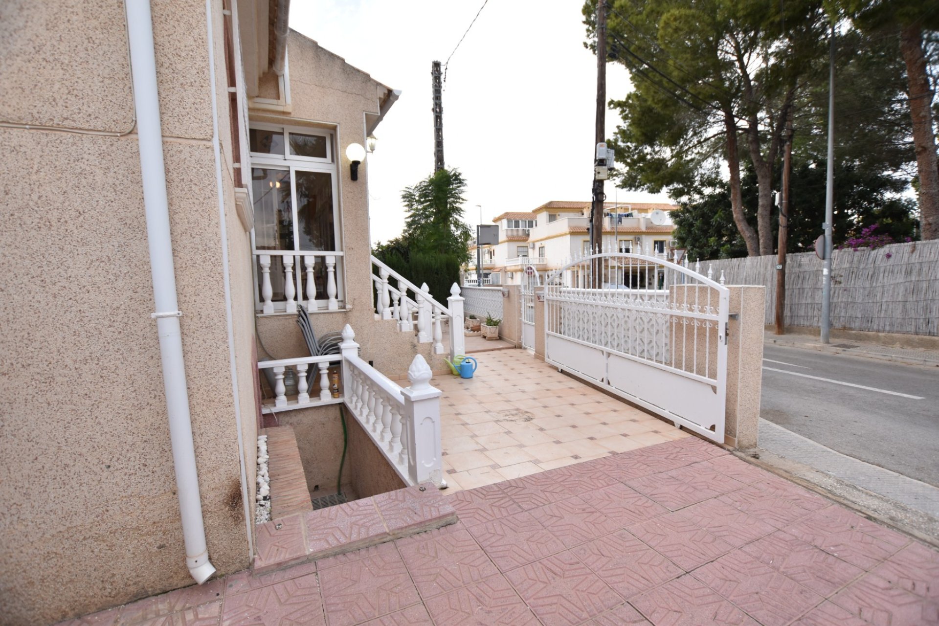 Resale - Villa -
Algorfa - Montemar