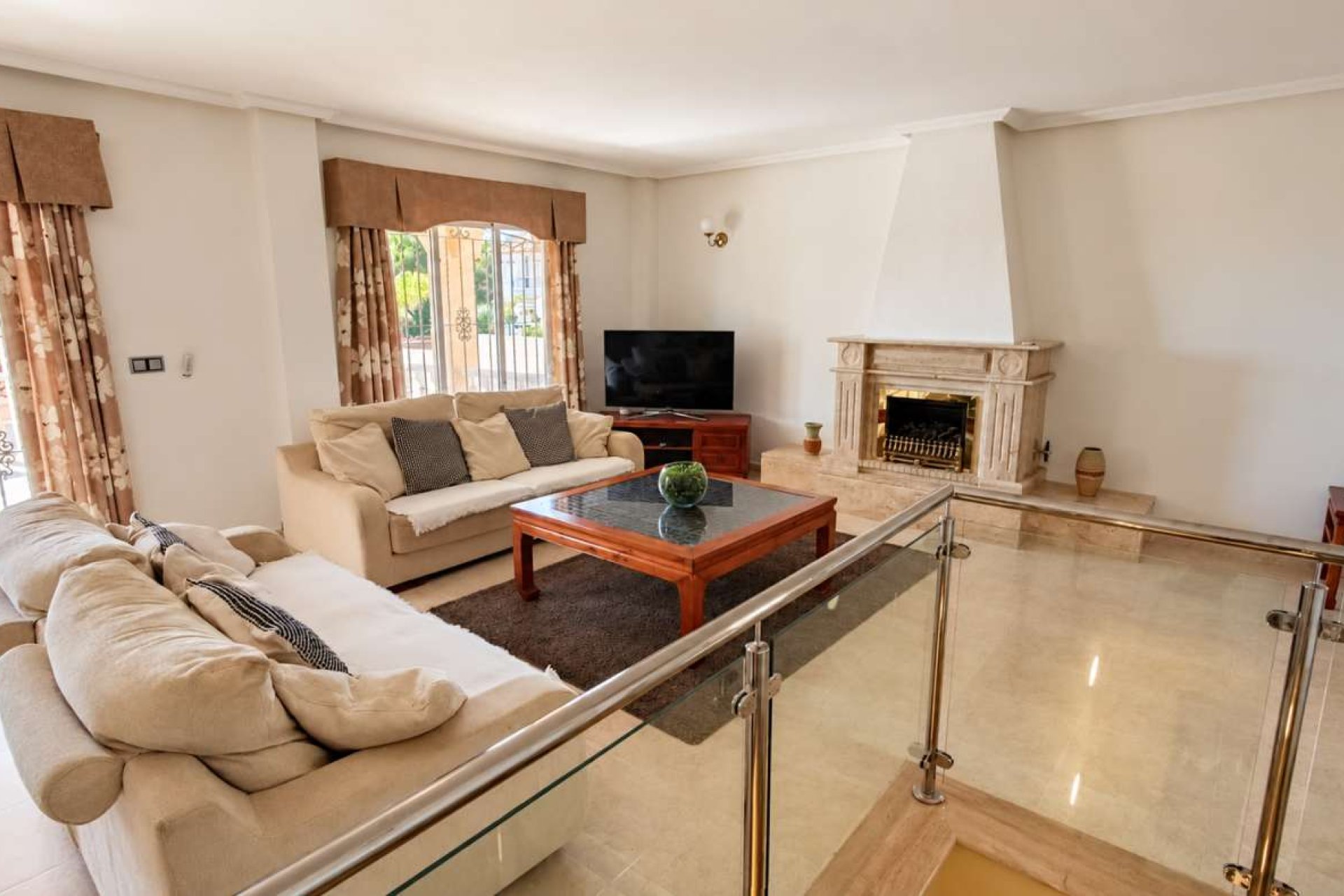 Resale - Villa -
Algorfa - Montemar