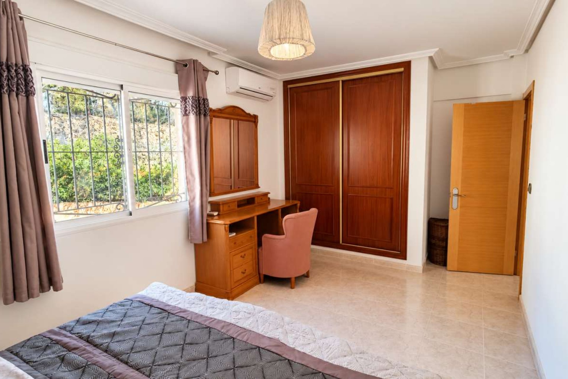 Resale - Villa -
Algorfa - Montemar