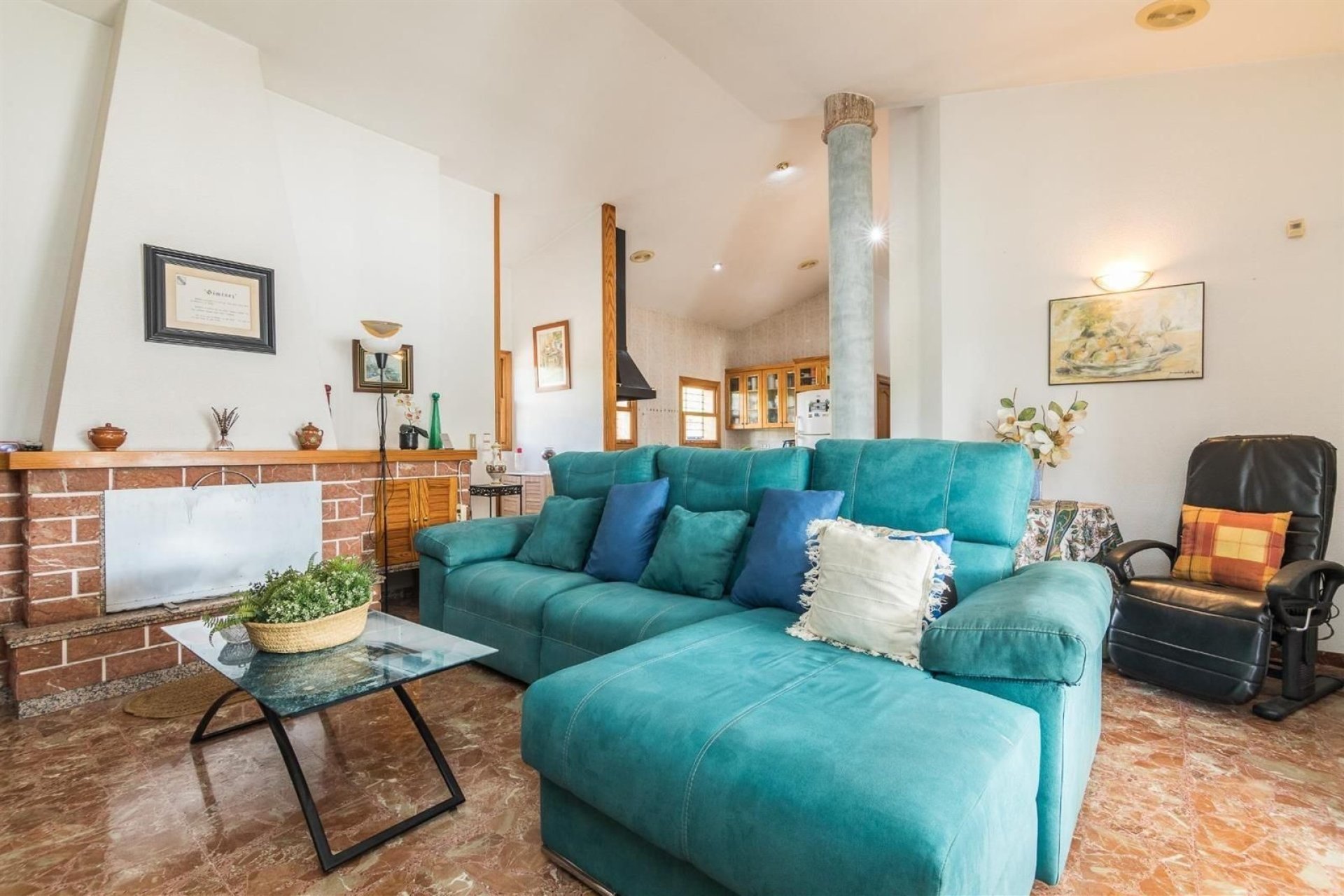 Resale - Villa -
Alicante - Corte Ingles