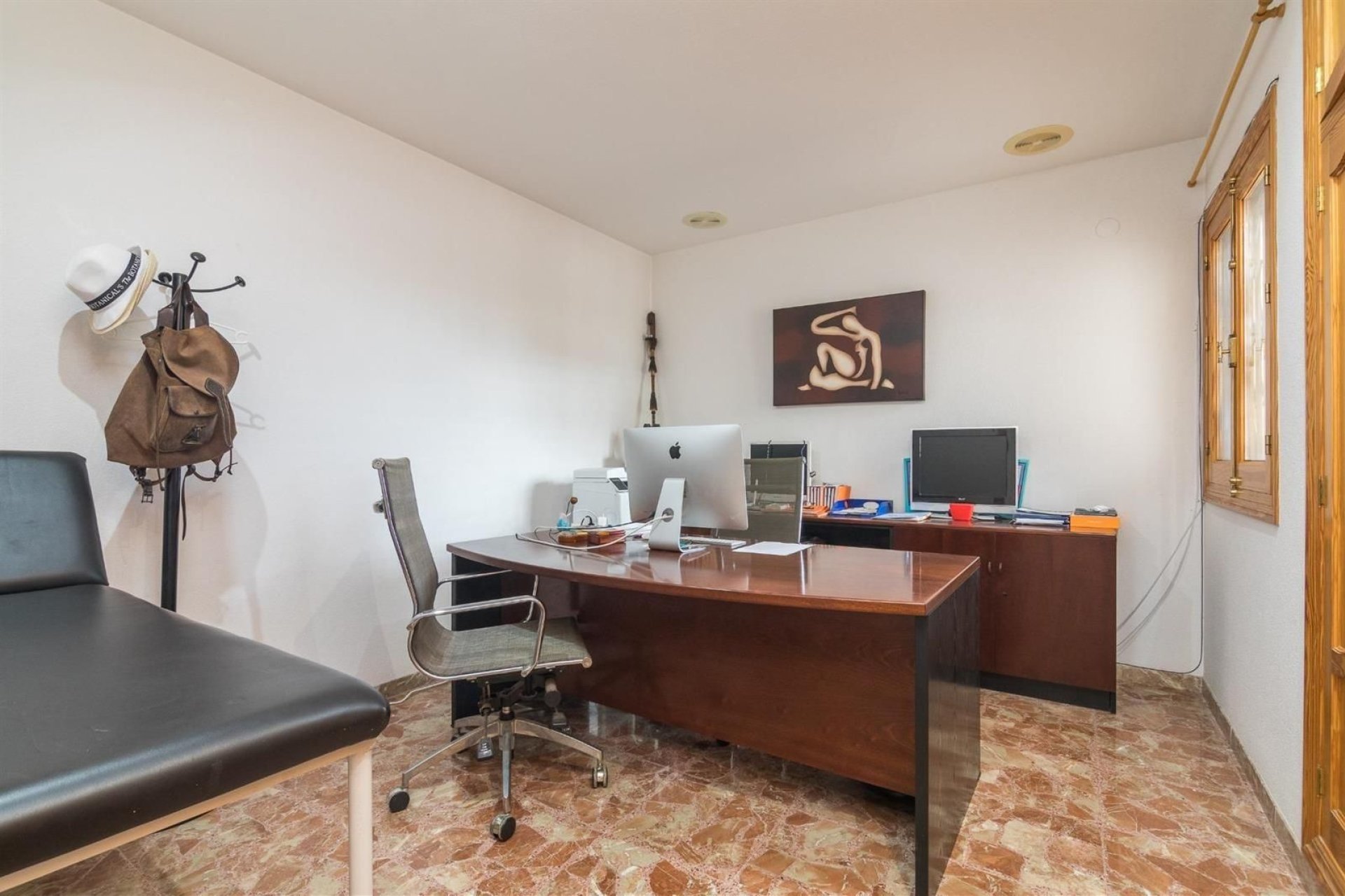 Resale - Villa -
Alicante - Corte Ingles