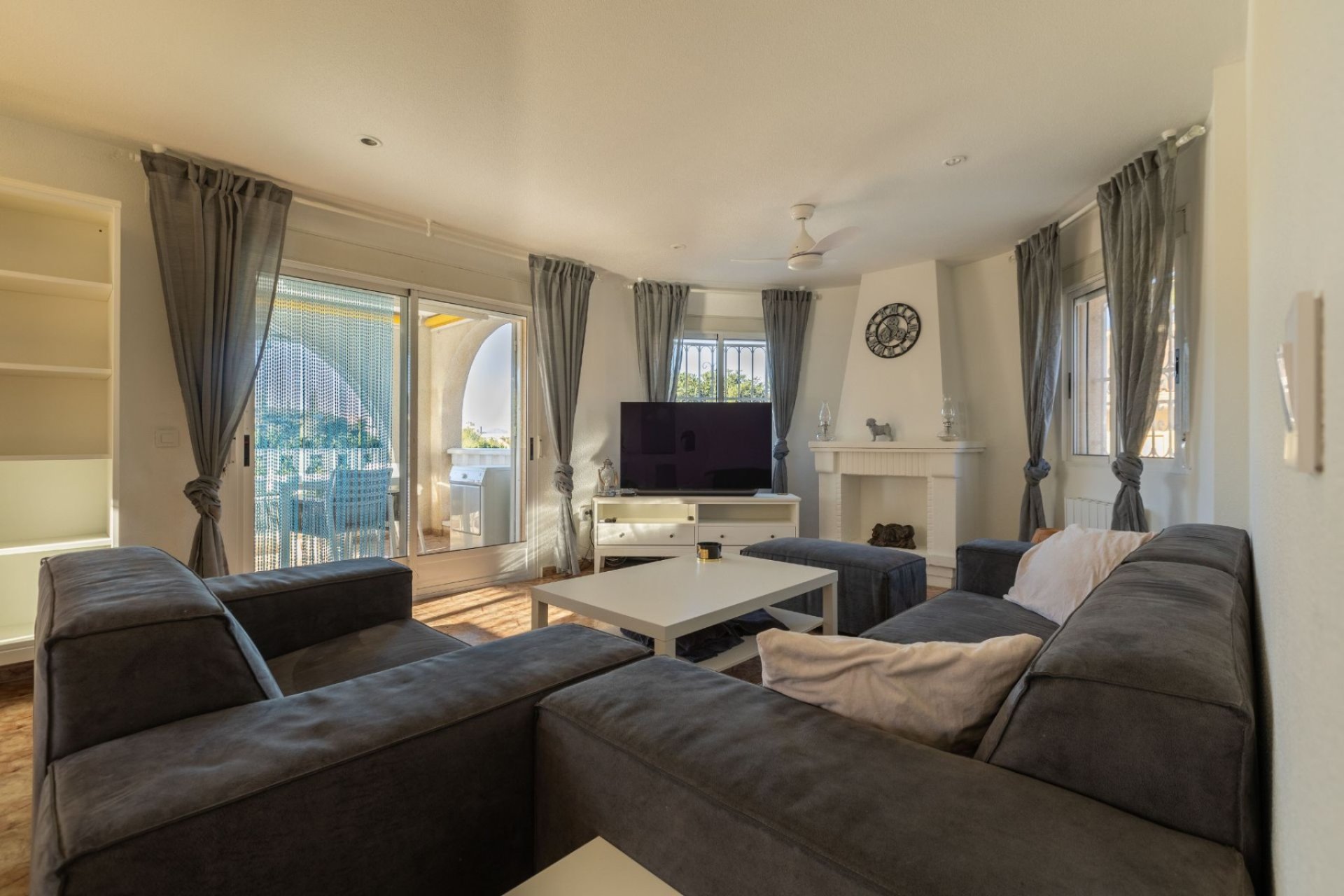 Resale - Villa -
Benimar - Benimar I