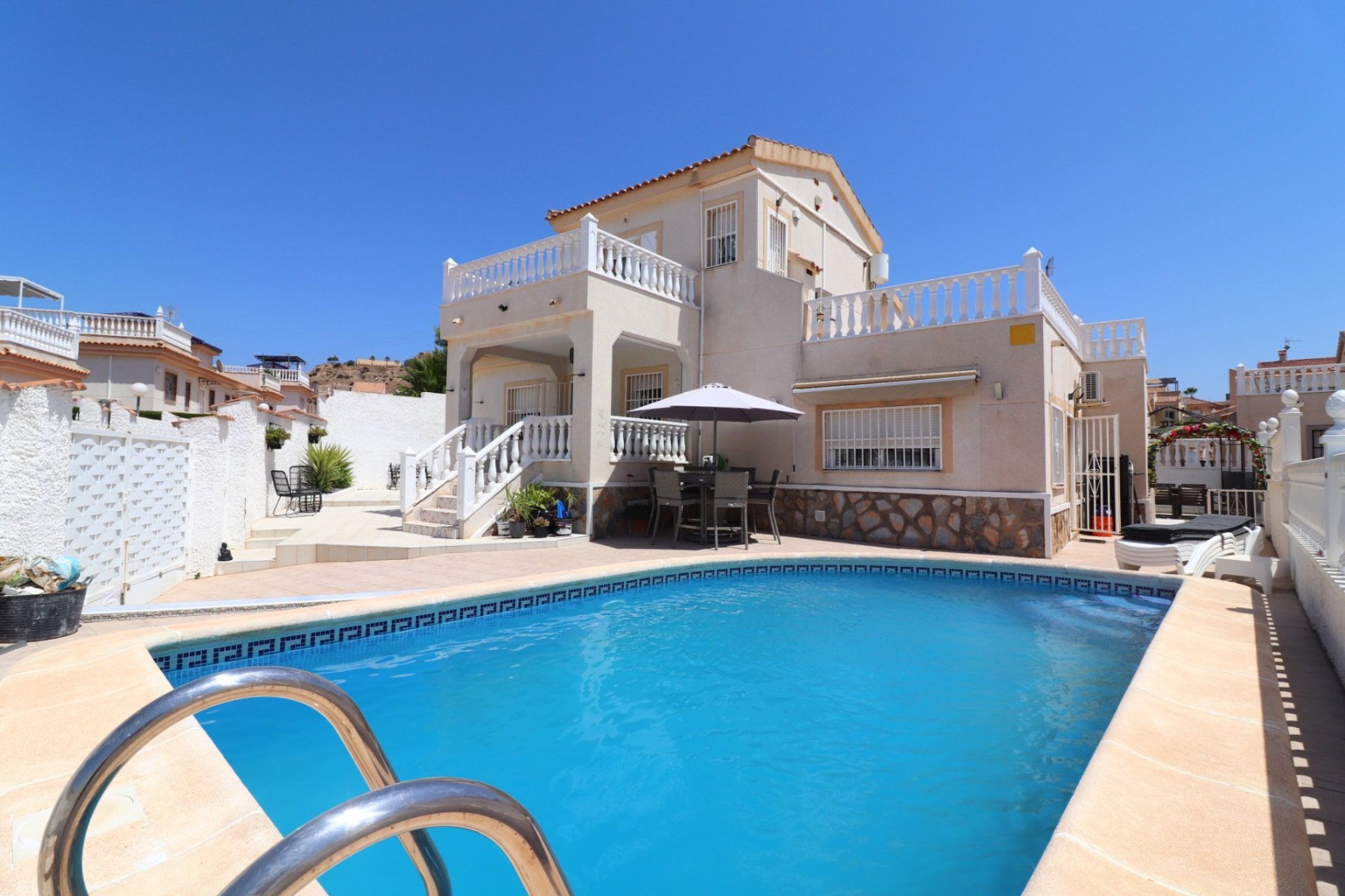 Resale - Villa -
Benimar - Benimar I