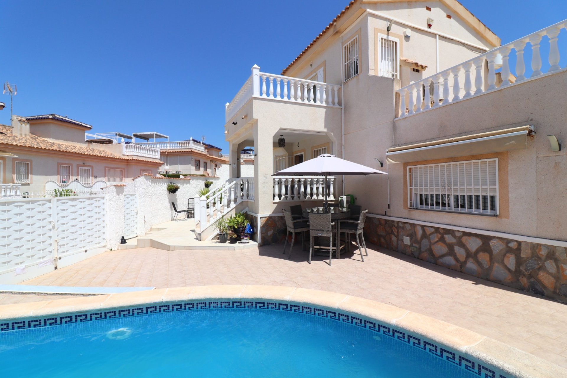 Resale - Villa -
Benimar - Benimar I