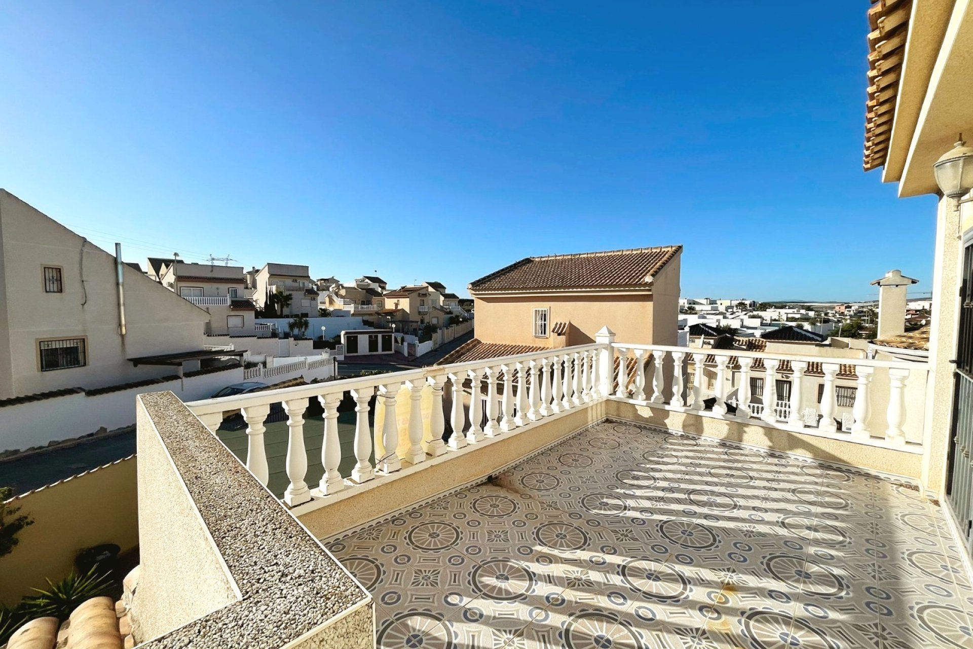 Resale - Villa -
Benimar - Rojales Hills