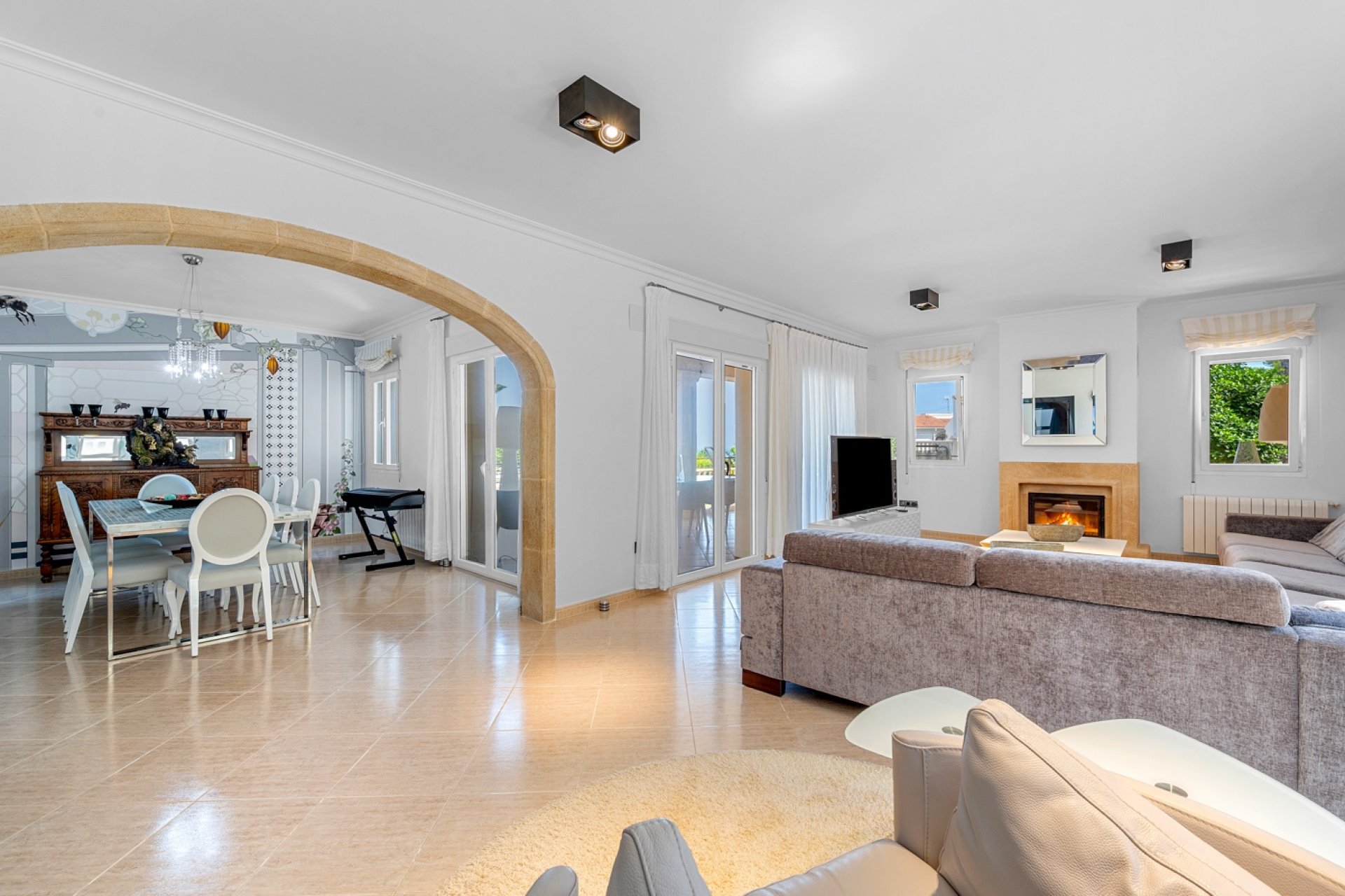 Resale - Villa -
Benissa - Carrio