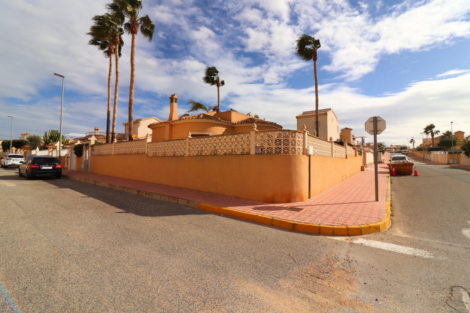 Resale - Villa -
Ciudad Quesada - Atalayas