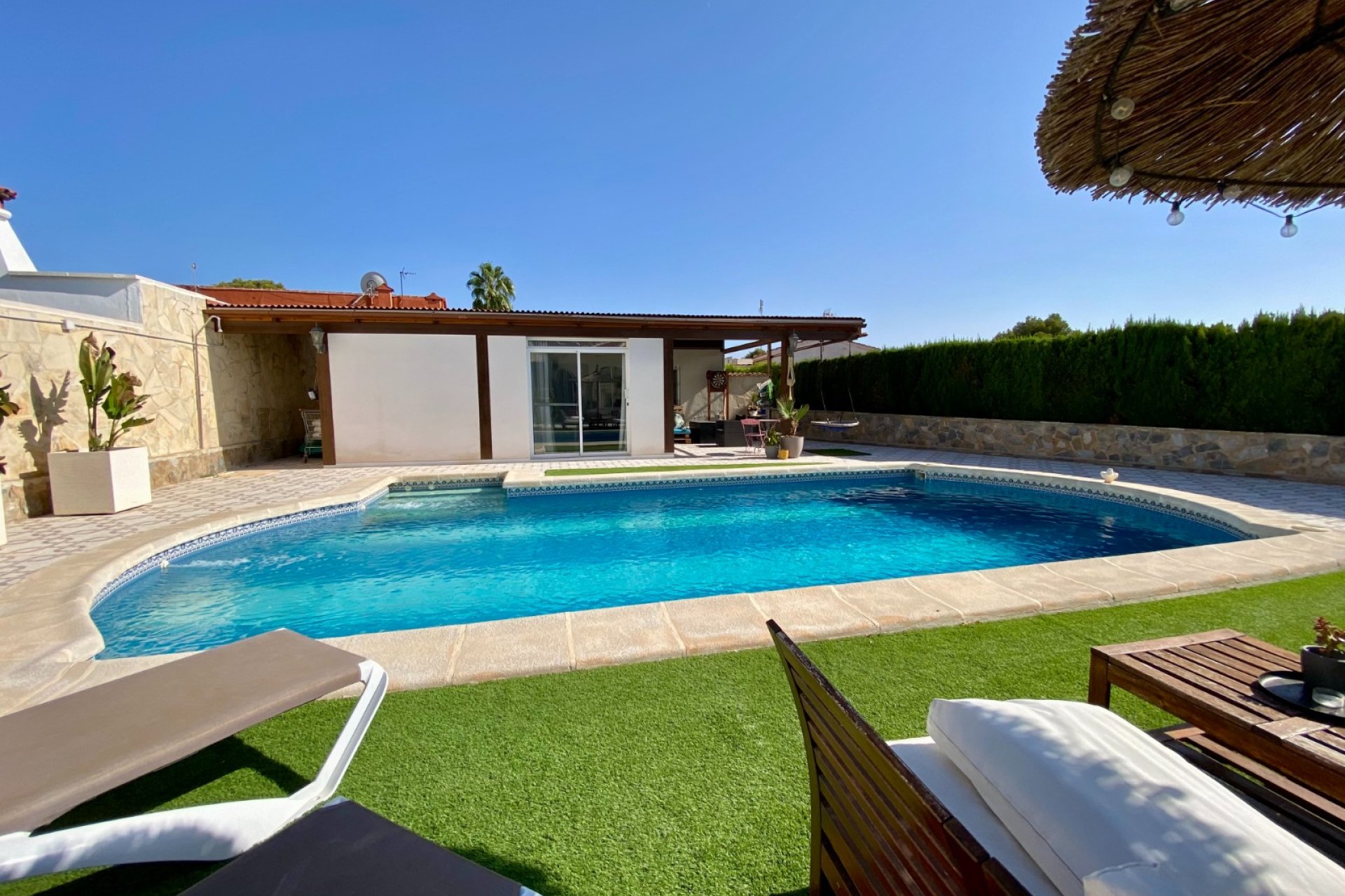 Resale - Villa -
Ciudad Quesada - Ciudad Quesada - Town