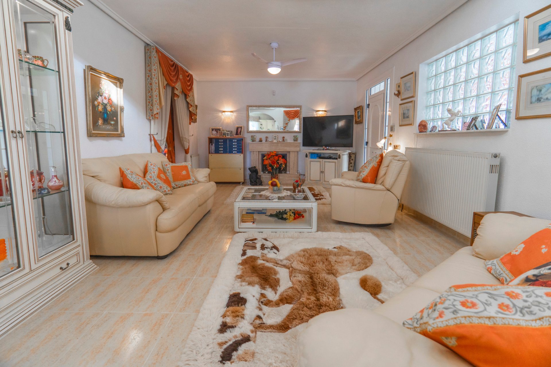 Resale - Villa -
Ciudad Quesada - Ciudad Quesada - Town