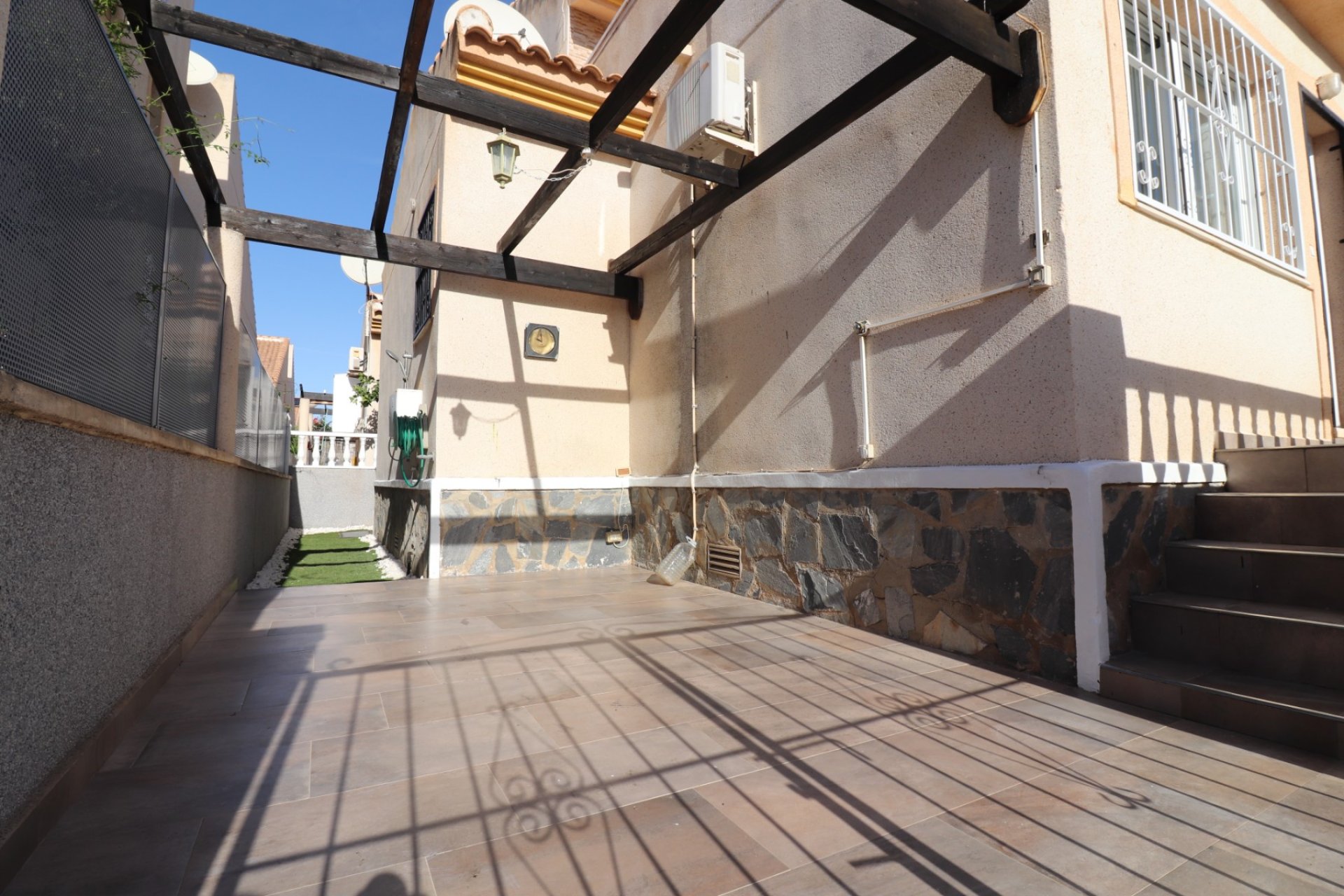 Resale - Villa -
Ciudad Quesada - Ciudad Quesada - Town