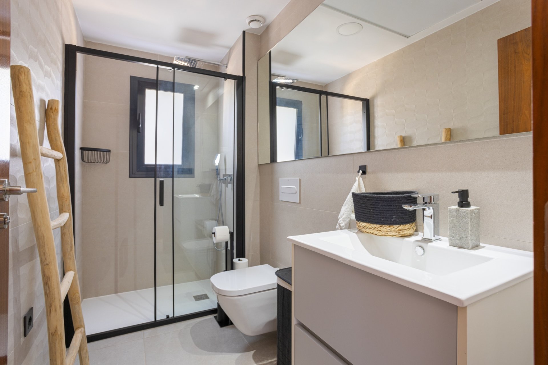 Resale - Villa -
Ciudad Quesada - Ciudad Quesada - Town