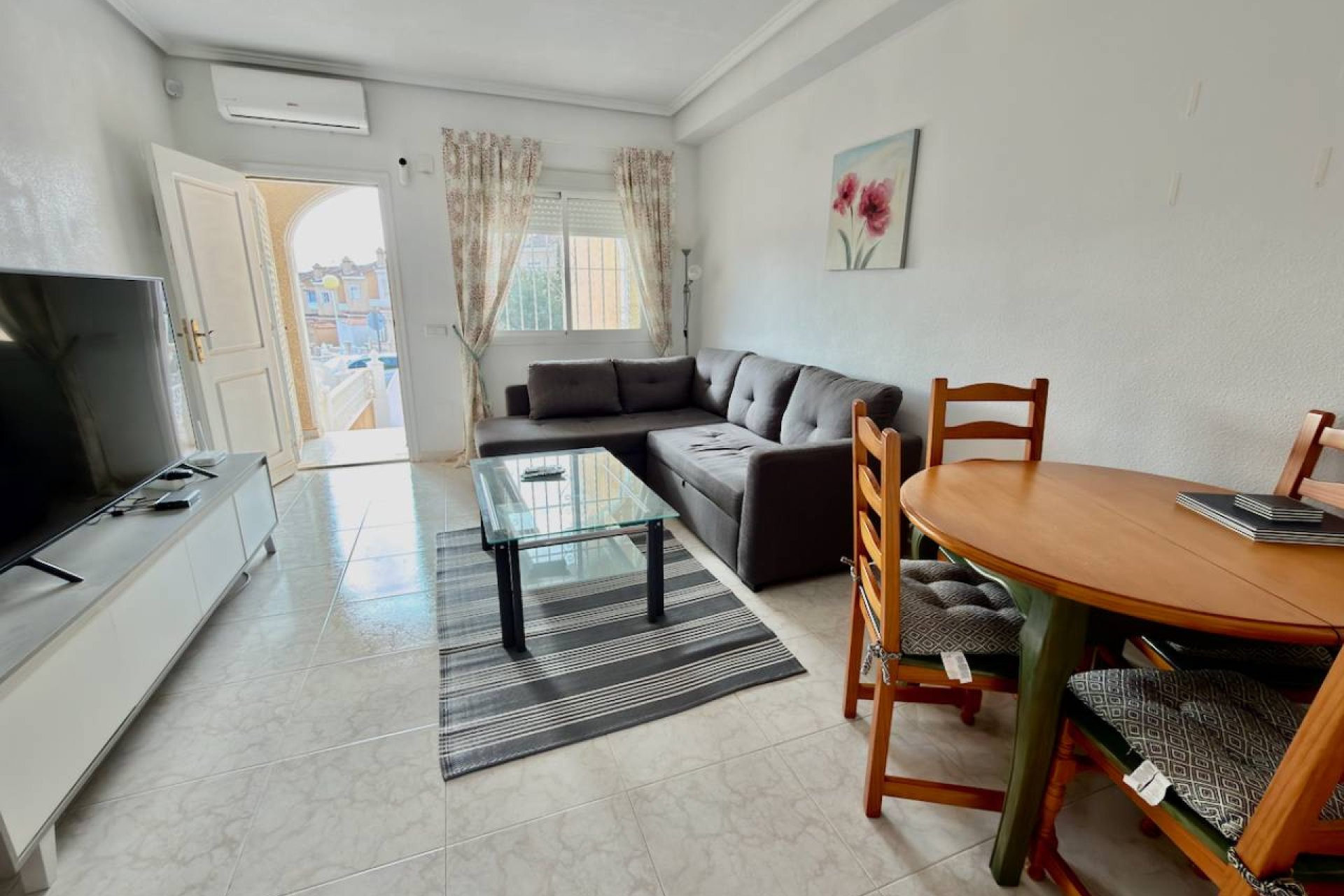 Resale - Villa -
Ciudad Quesada - Ciudad Quesada - Town