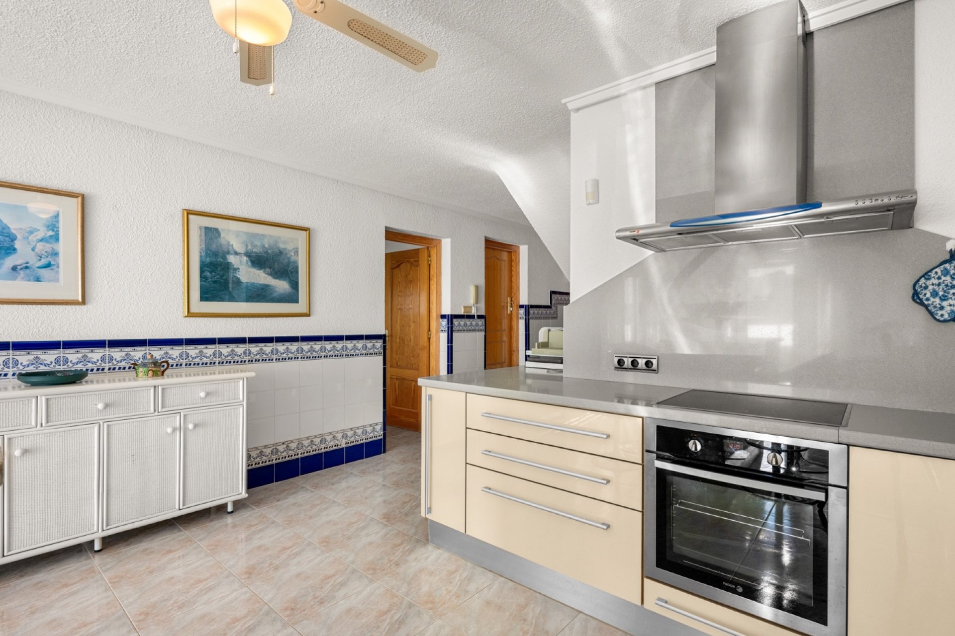 Resale - Villa -
Ciudad Quesada - Ciudad Quesada - Town