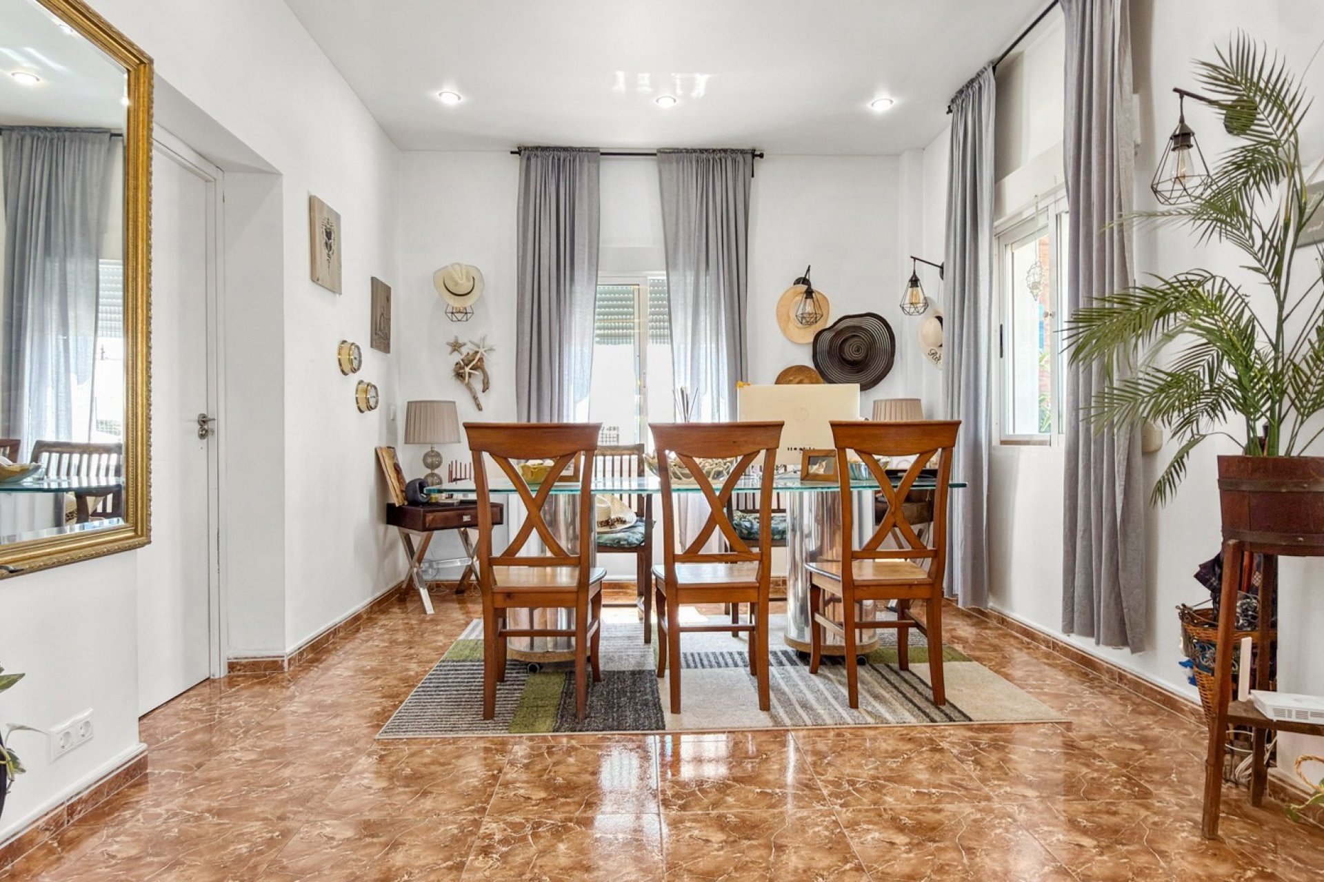 Resale - Villa -
Ciudad Quesada - Ciudad Quesada - Town