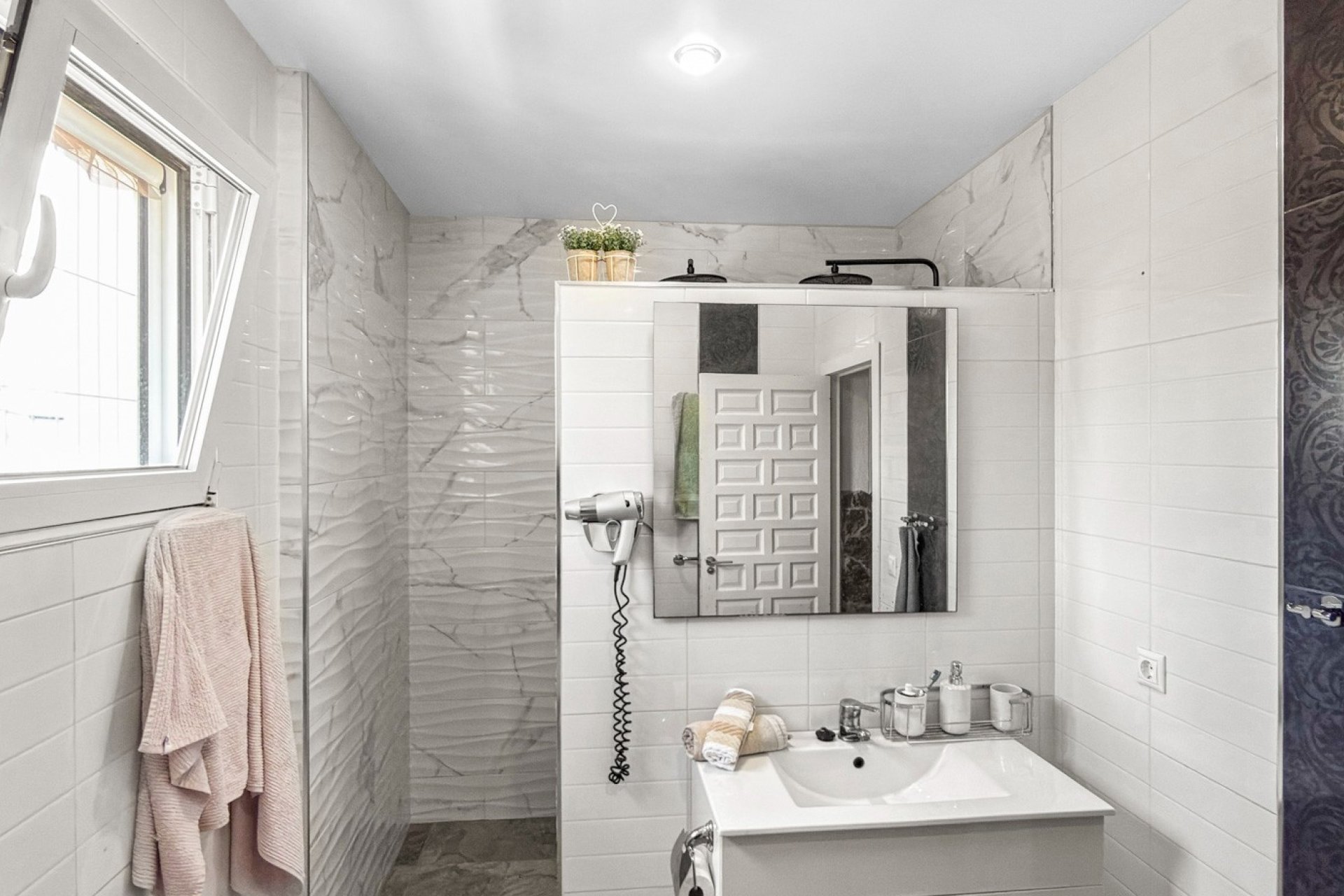 Resale - Villa -
Ciudad Quesada - Ciudad Quesada - Town