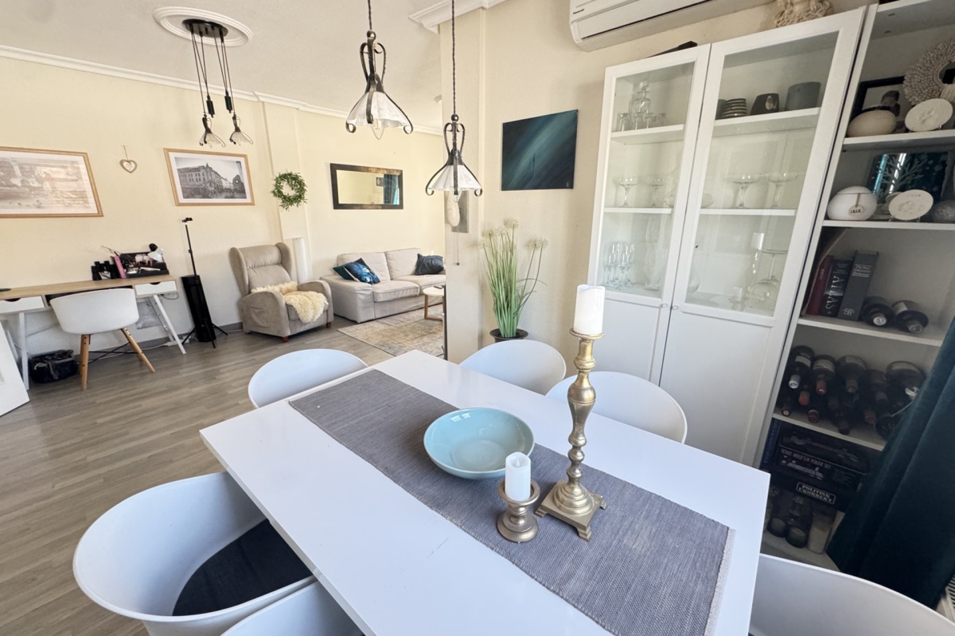 Resale - Villa -
Ciudad Quesada - Ciudad Quesada - Town