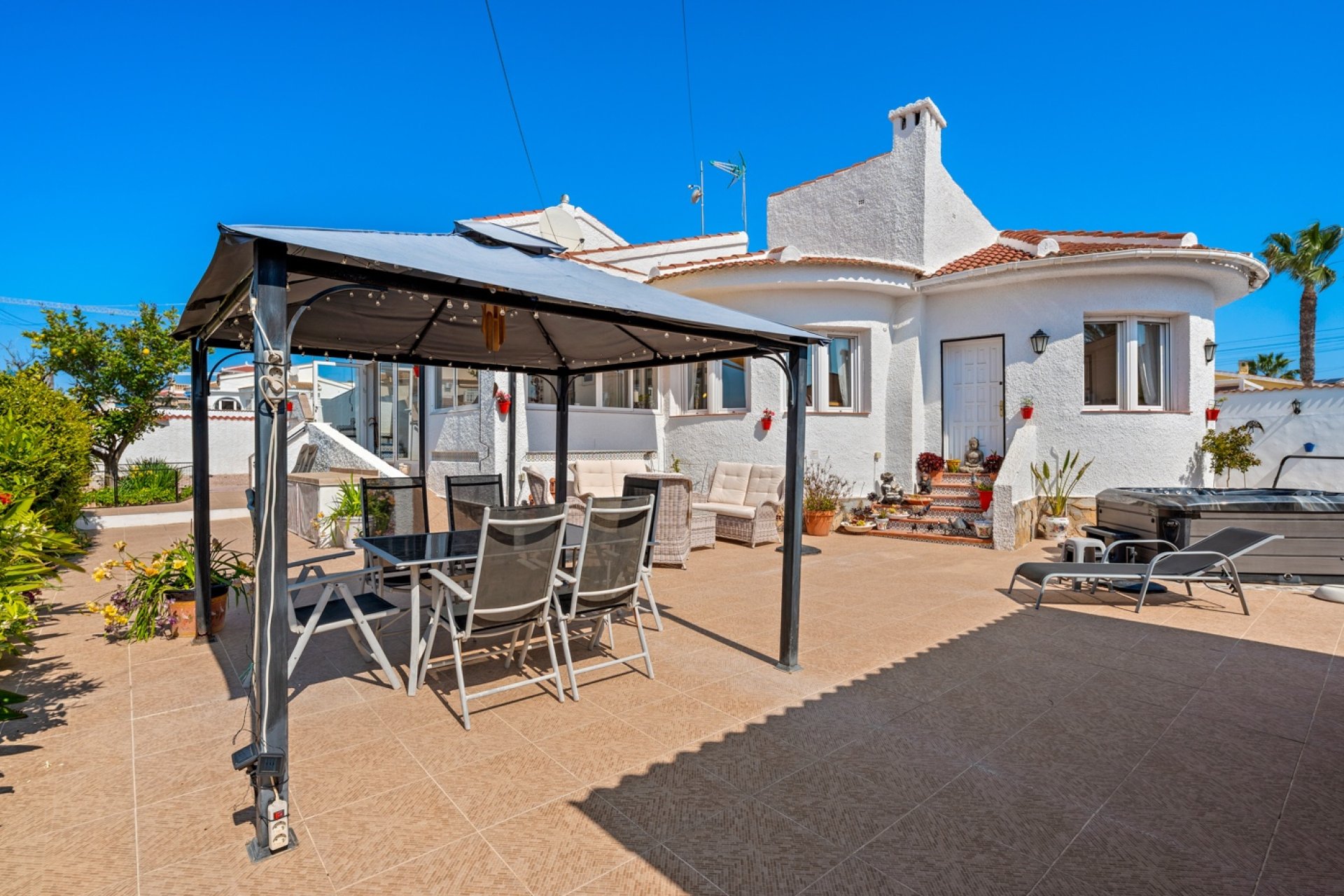 Resale - Villa -
Ciudad Quesada - Ciudad Quesada - Town