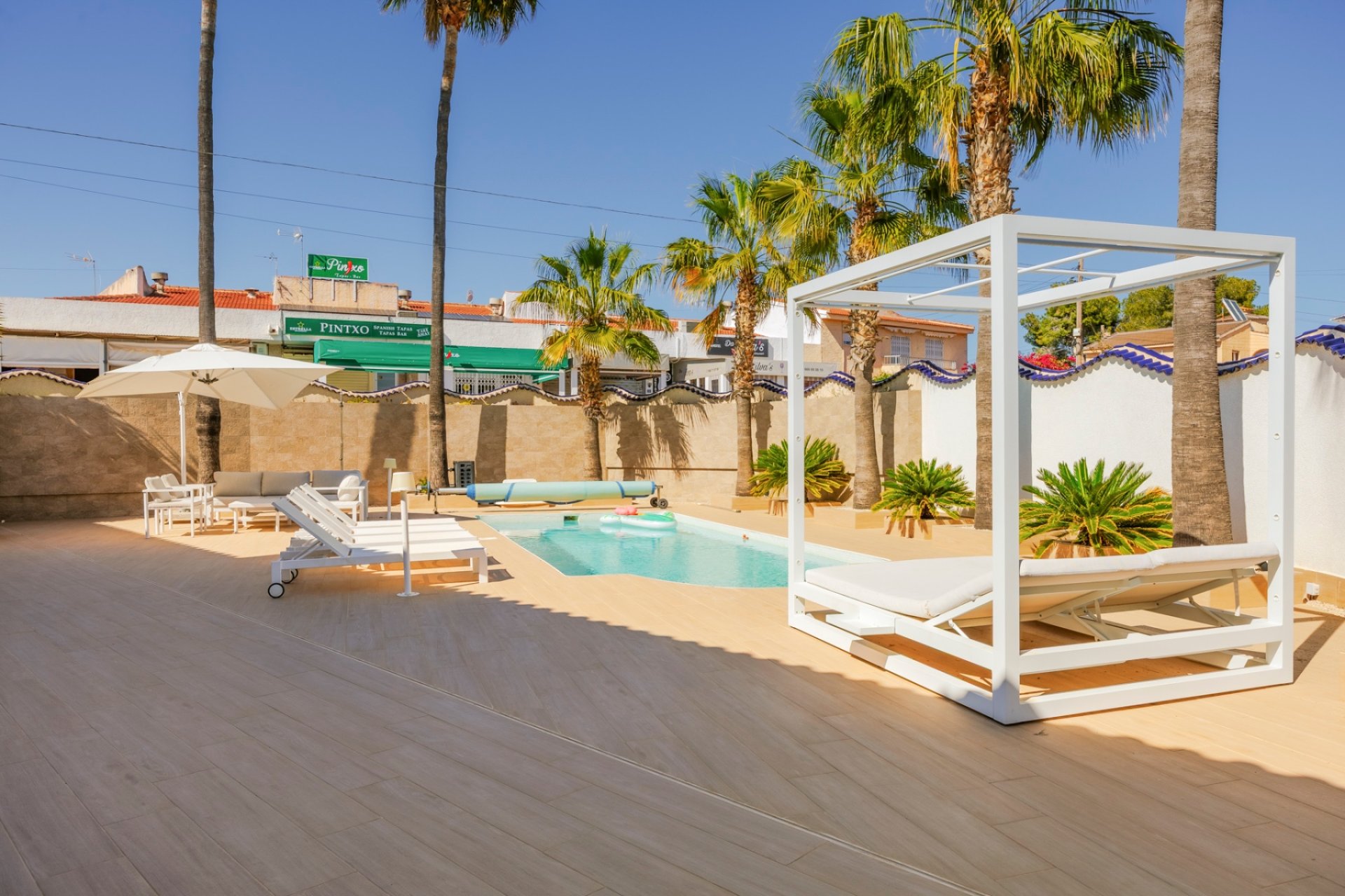 Resale - Villa -
Ciudad Quesada - Ciudad Quesada - Town