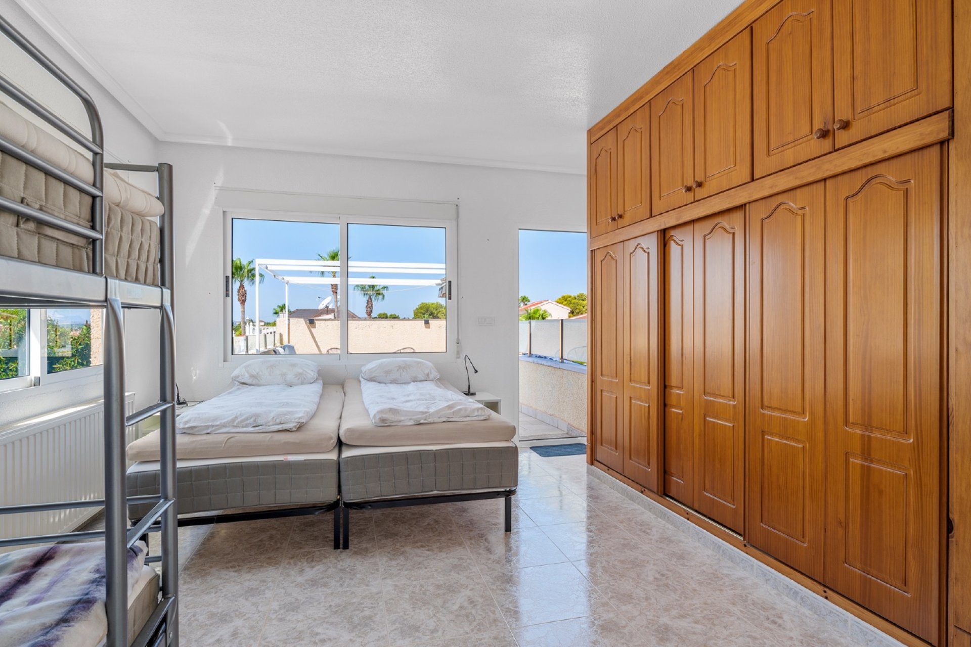 Resale - Villa -
Ciudad Quesada - Ciudad Quesada - Town